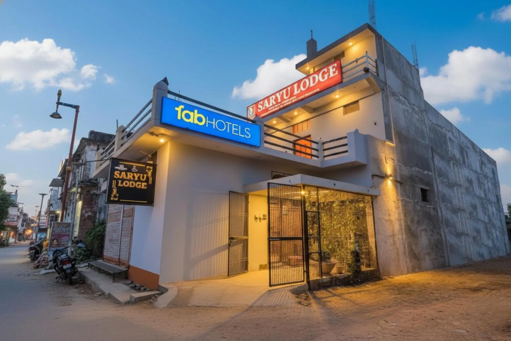 Property building in Via Saryu