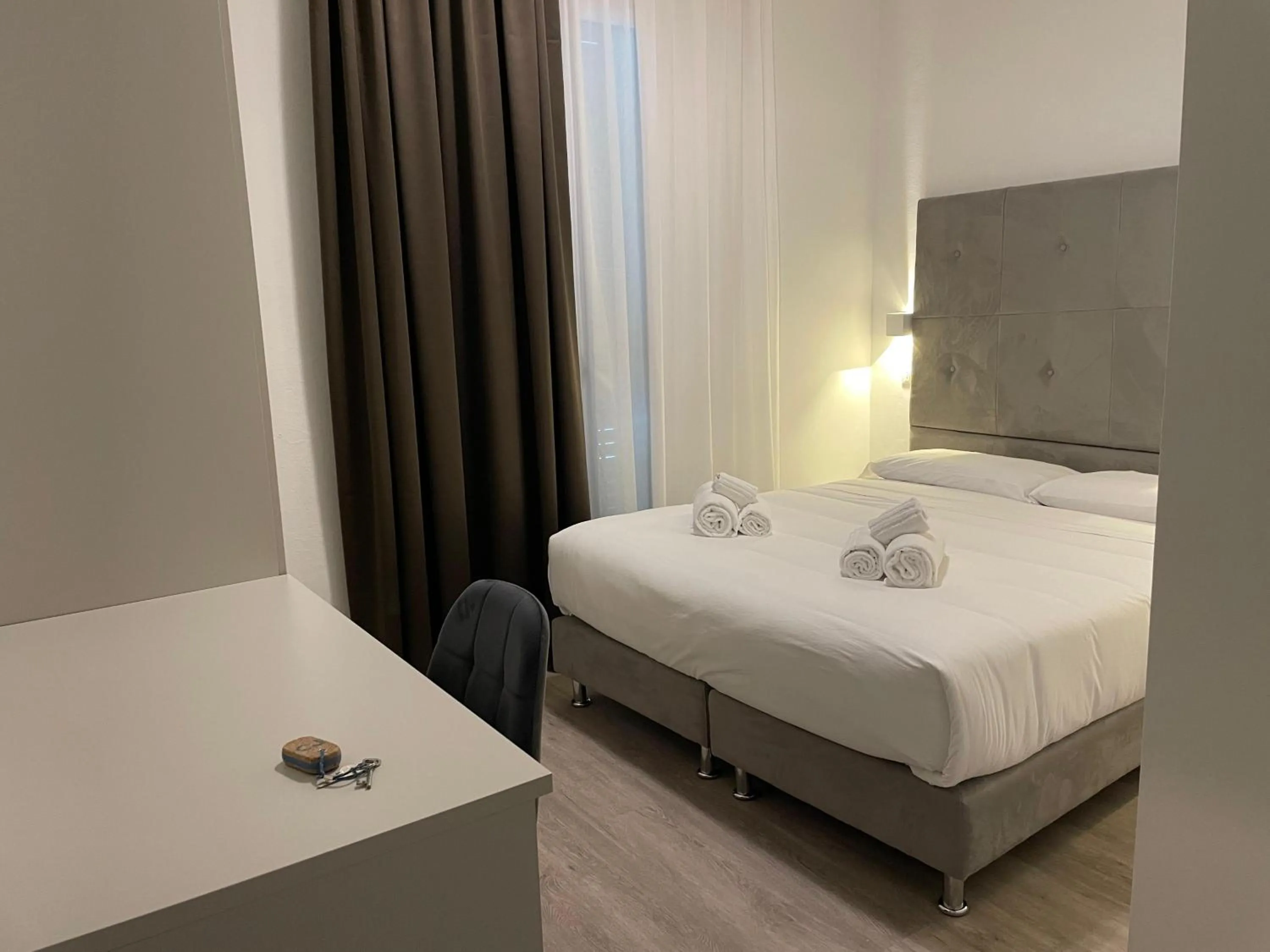 Bedroom, Bed in Hotel l'Etrusco - San Vincenzo