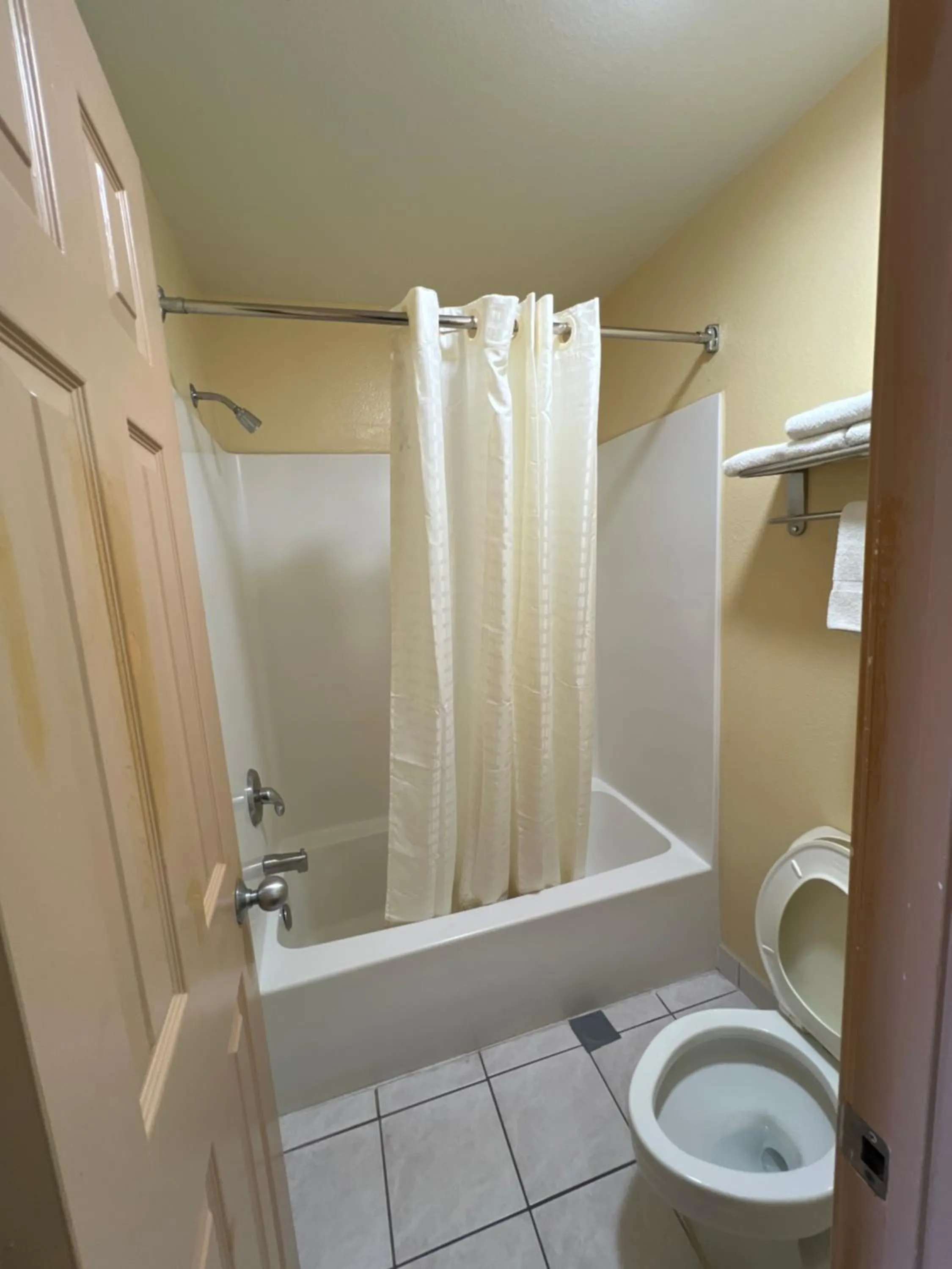 Shower in Executive Inn & Suites Near Lackland AFB