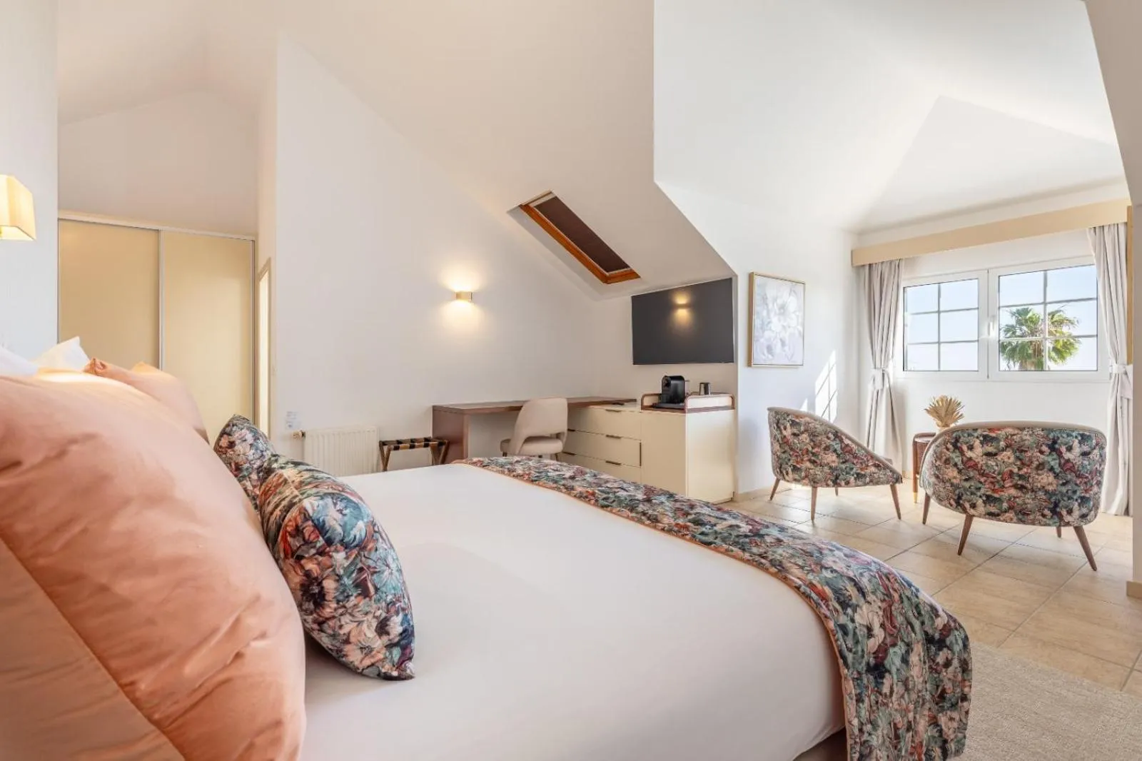 Sea view, Bed in Quinta Alegre