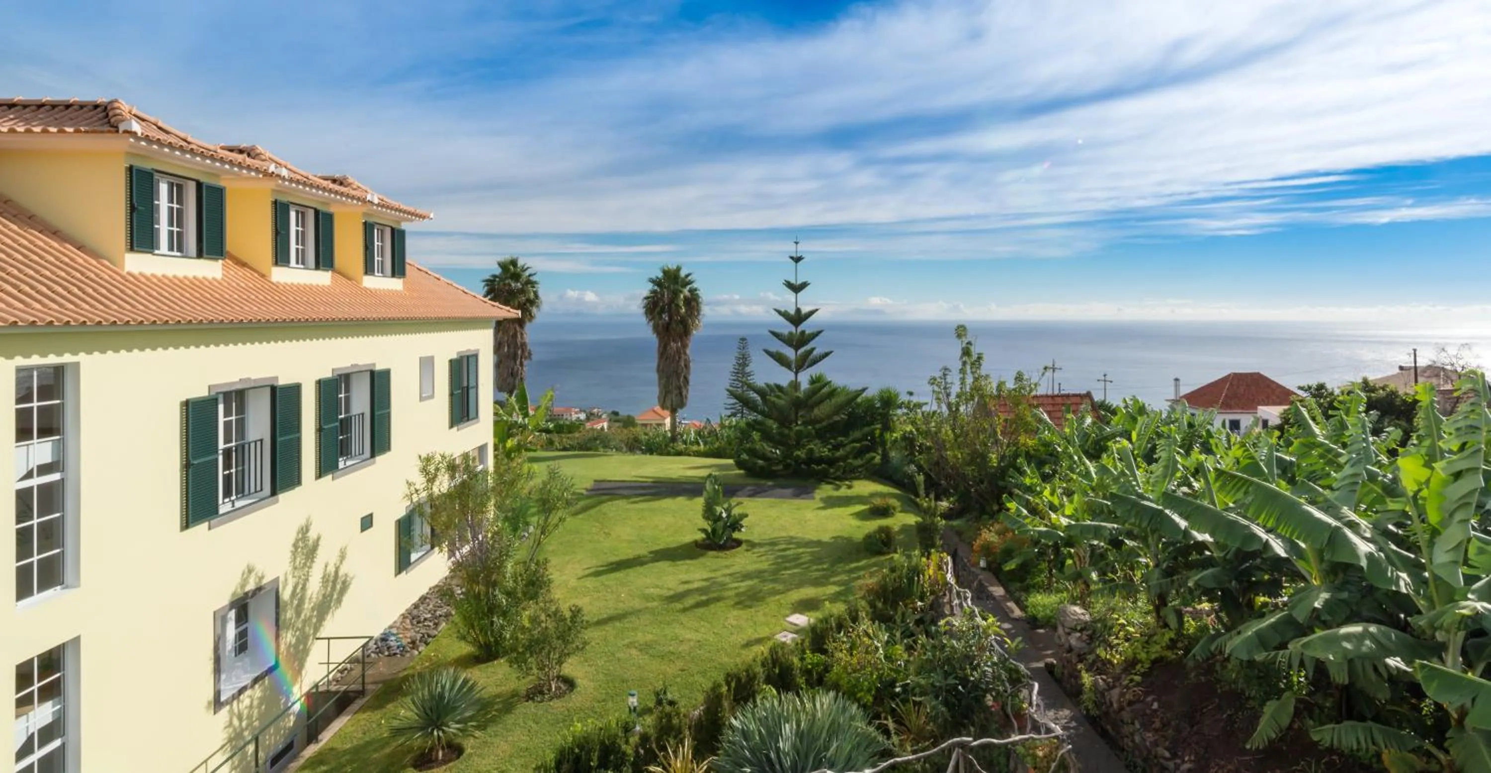 Garden view in Quinta Alegre