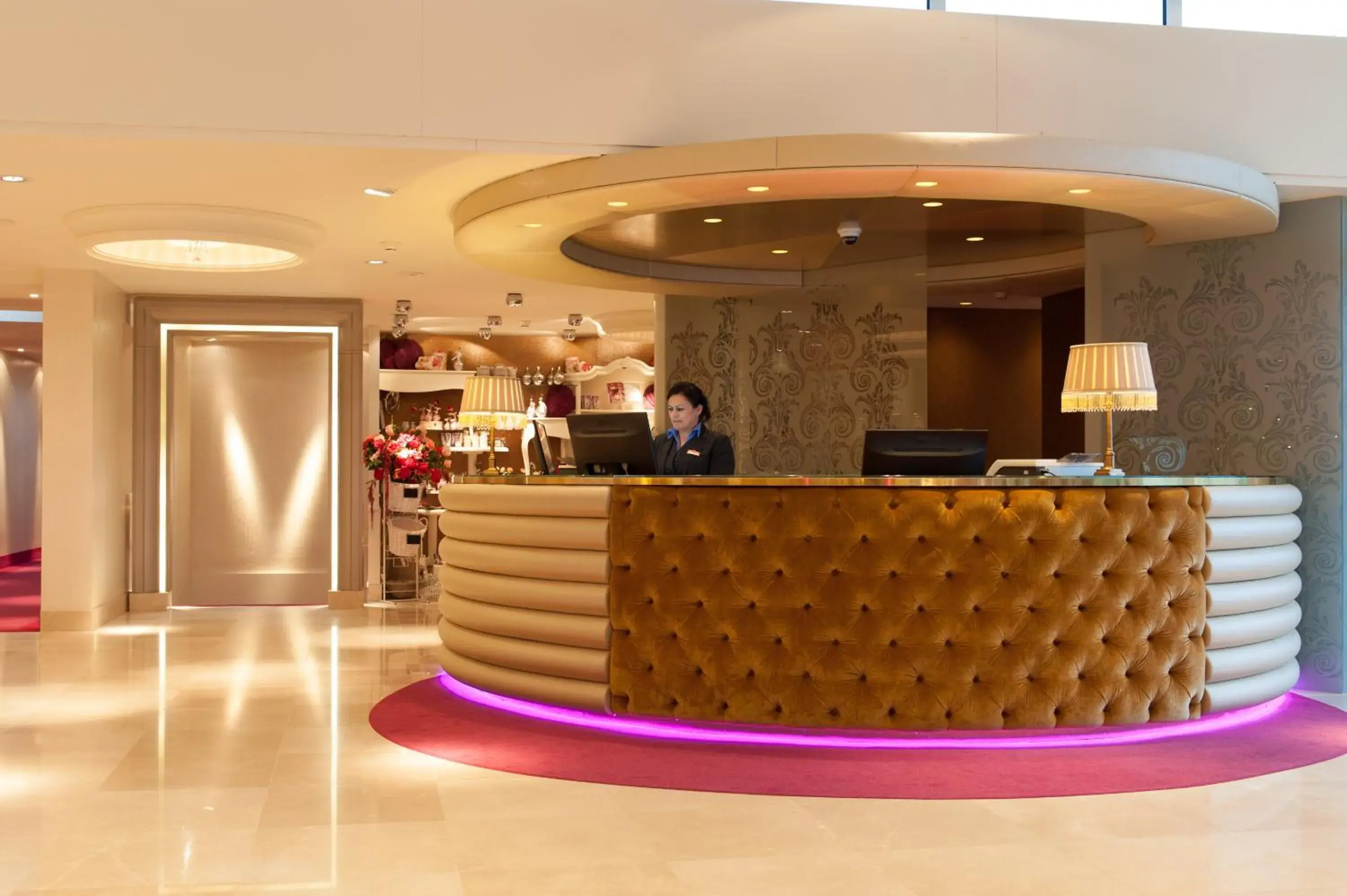 Facade/entrance in Hotel ReeHorst Facade/entrance in Hotel ReeHorst