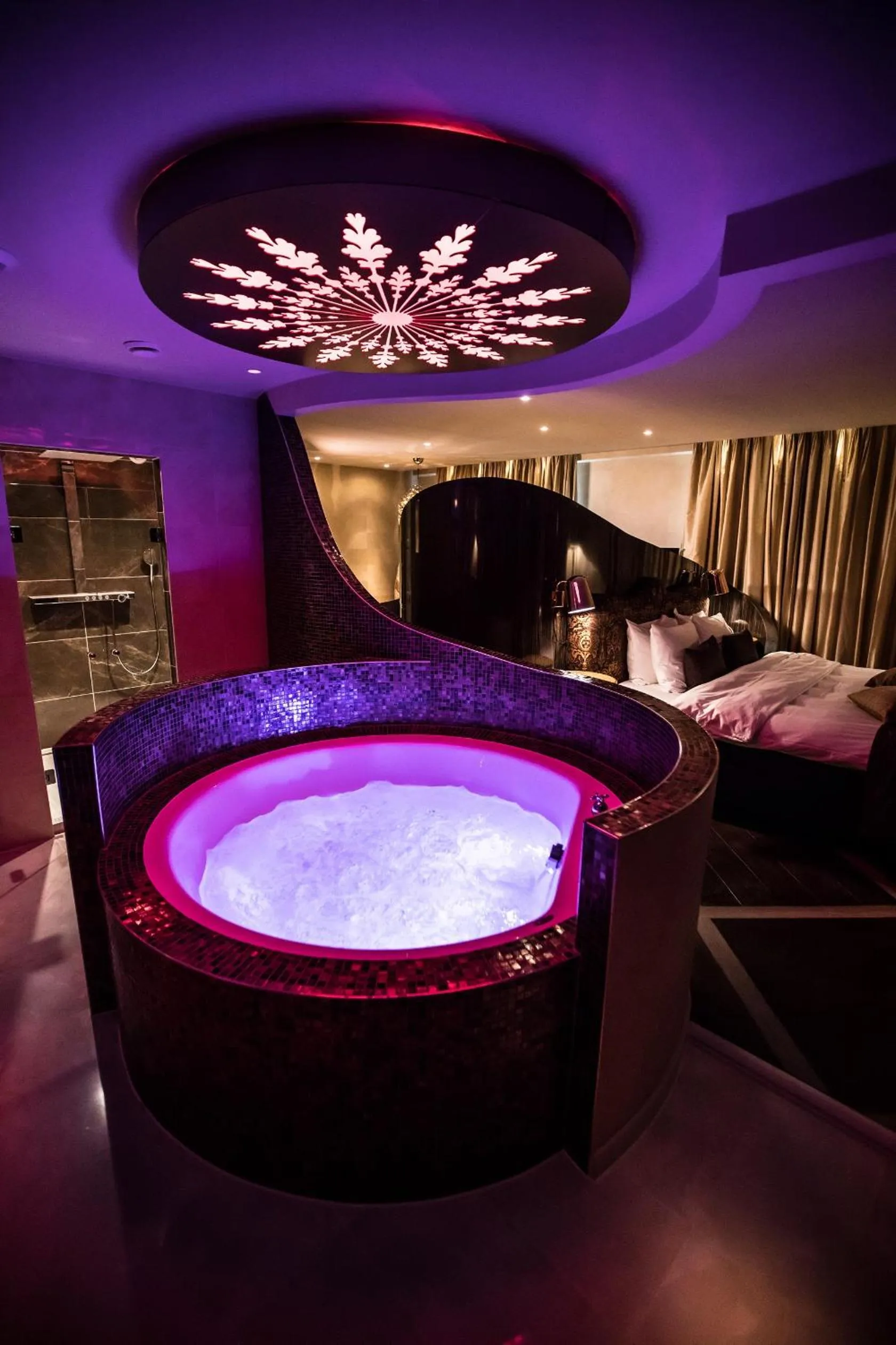 Hot Tub in Hotel ReeHorst