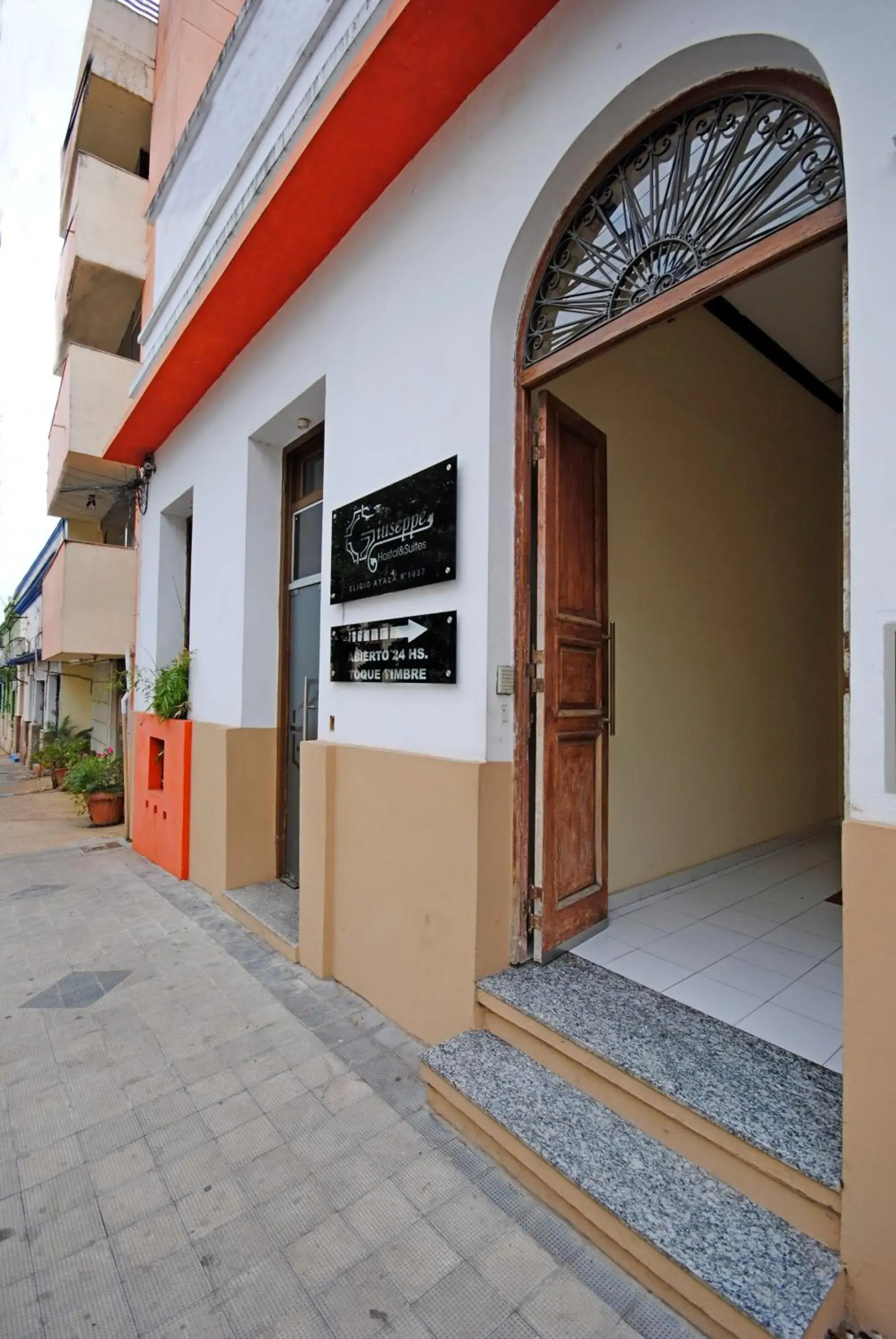 Giuseppe Suites Hotel Giuseppe Suites Hotel