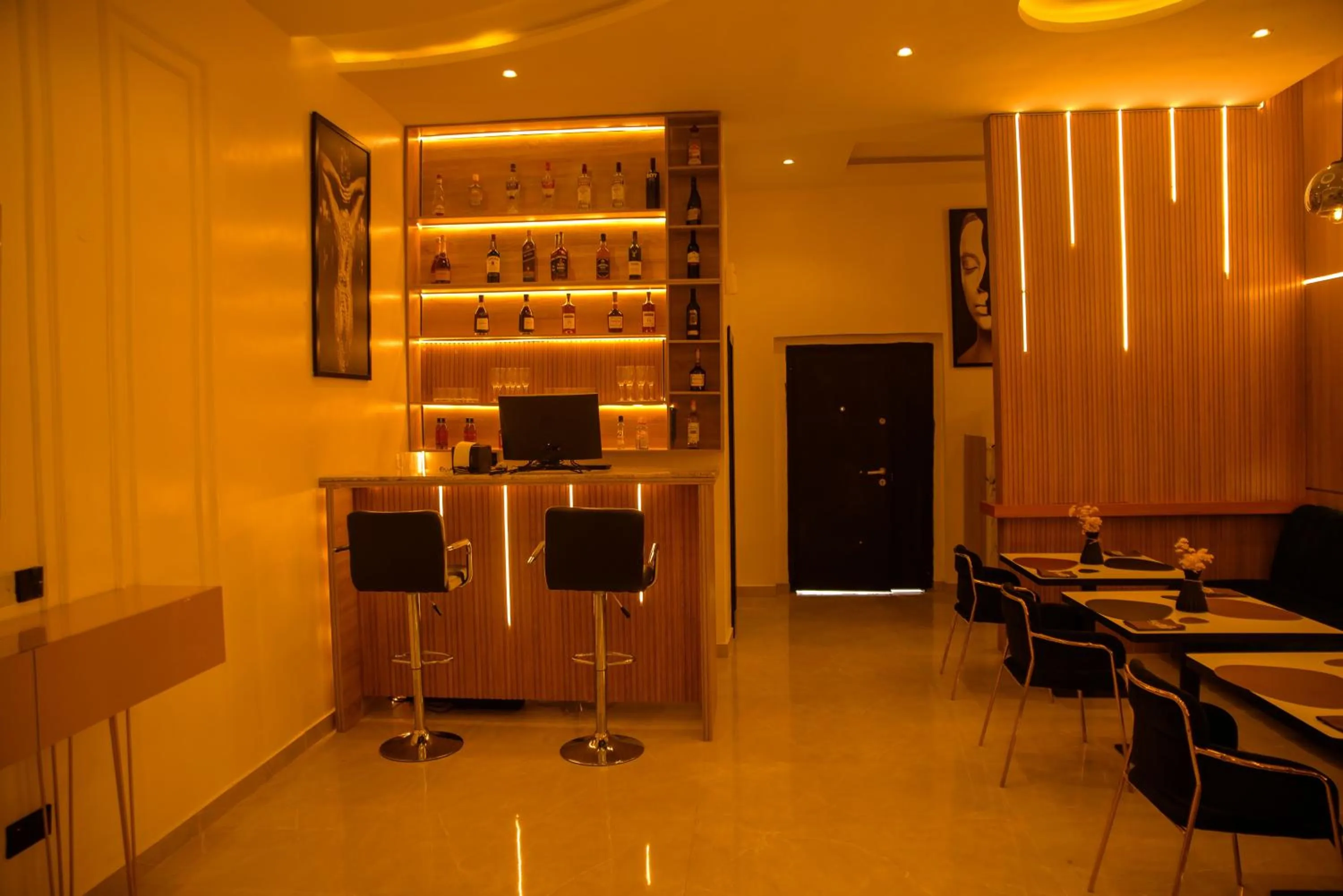 oven in Elcastillo Homes