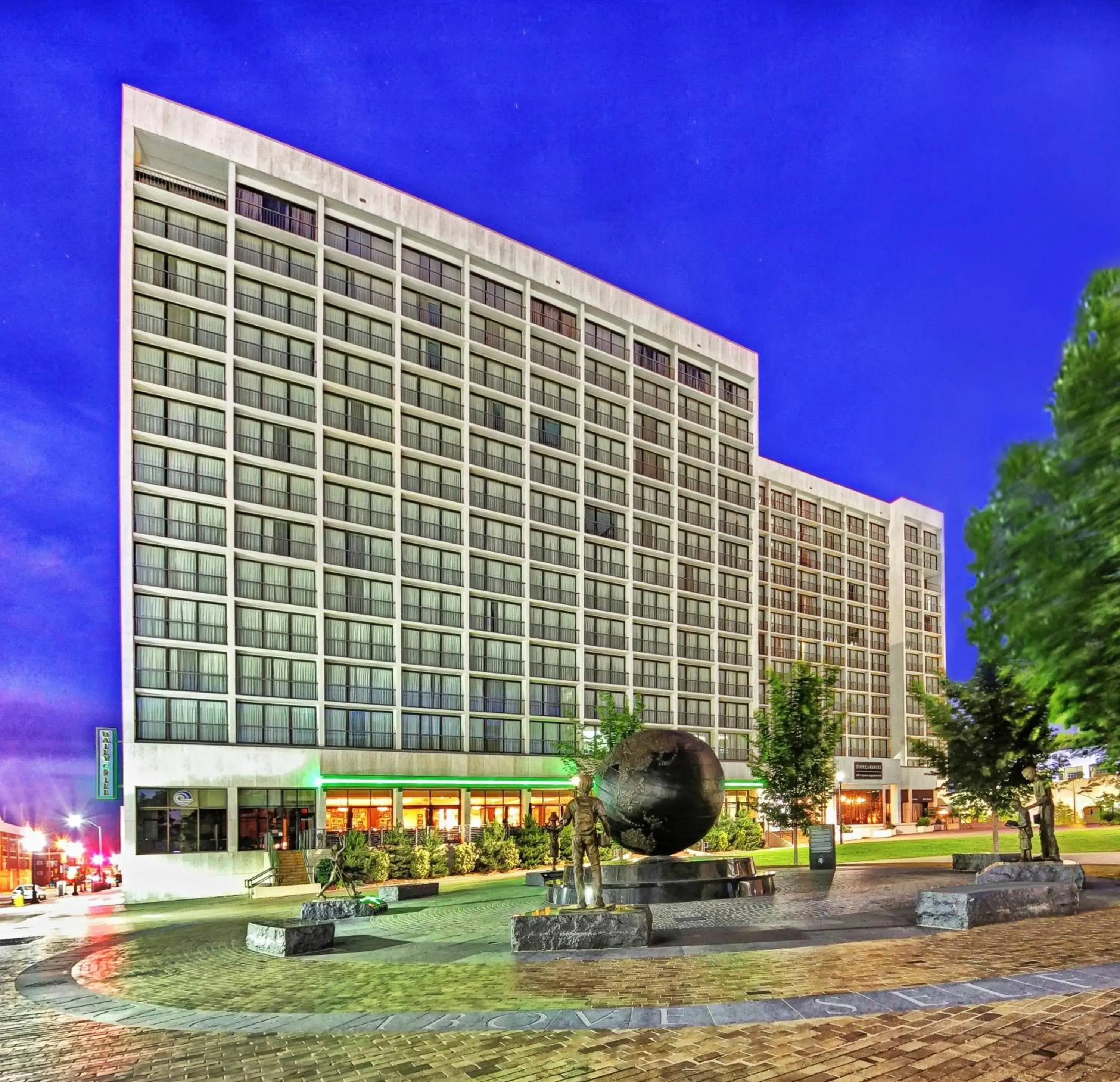 Property building in Hyatt Regency Tulsa Downtown Property building in Hyatt Regency Tulsa Downtown