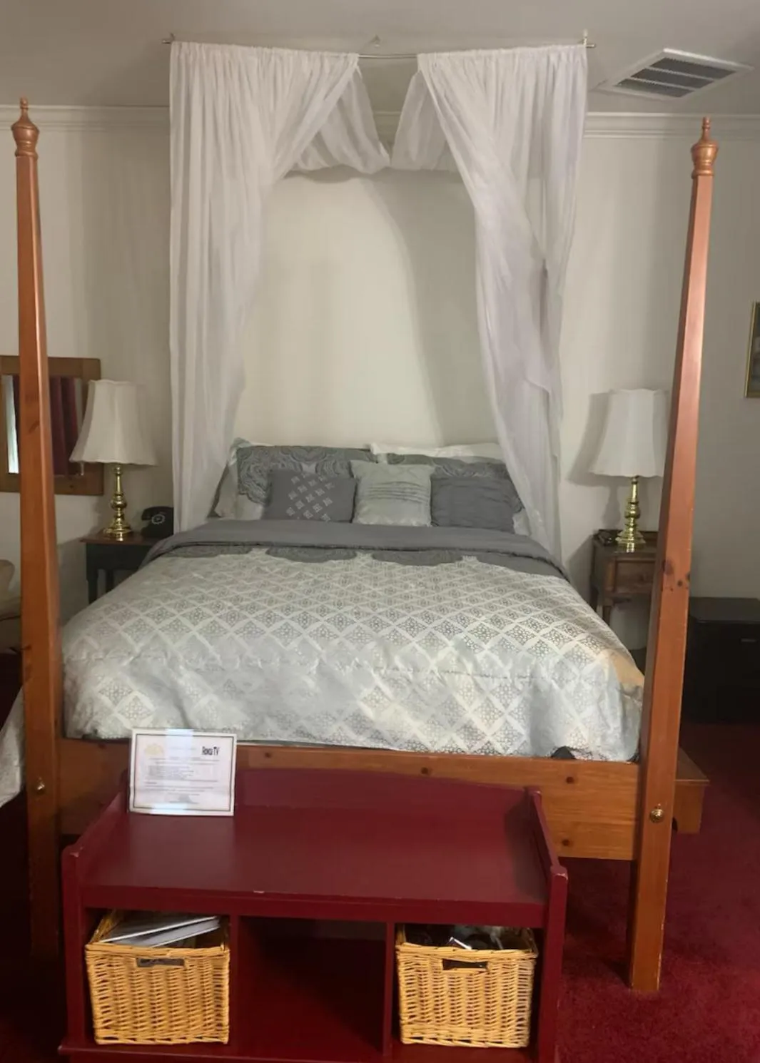 Bedroom, Bed in The Currier Inn