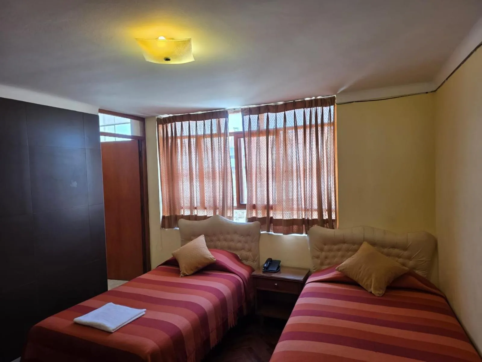 Bedroom, Bed in Copacabana Hotel