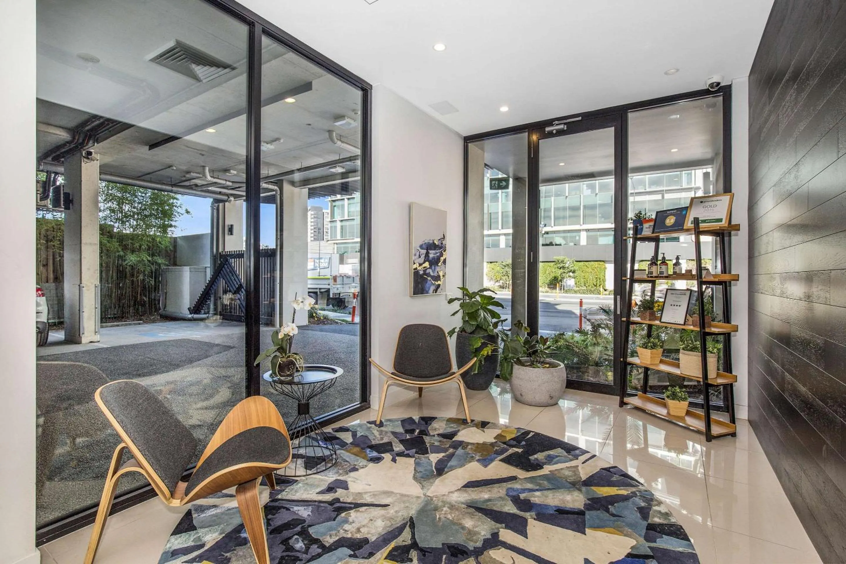 Lobby or reception in The Kingsford, an Ascend Collection Hotel