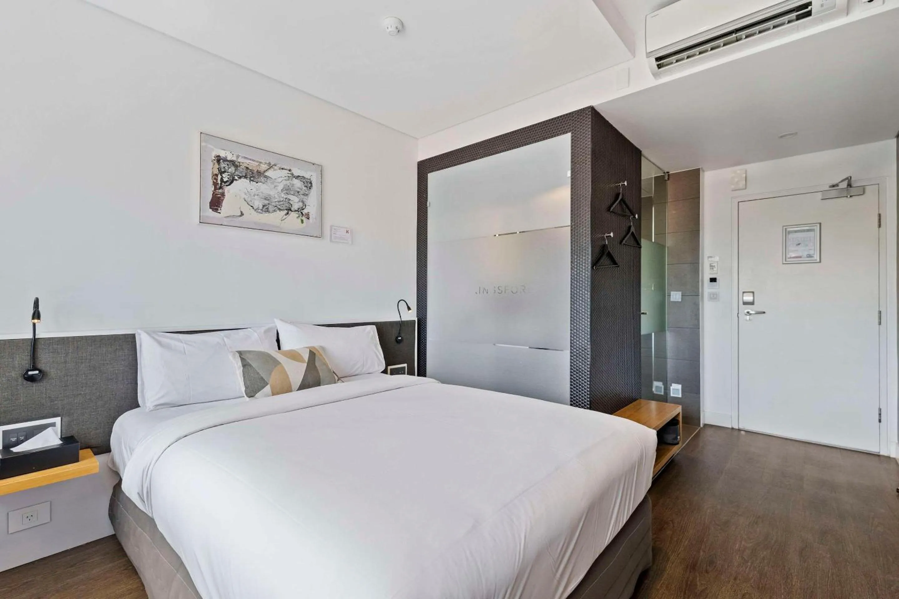 Bedroom, Bed in The Kingsford, an Ascend Collection Hotel
