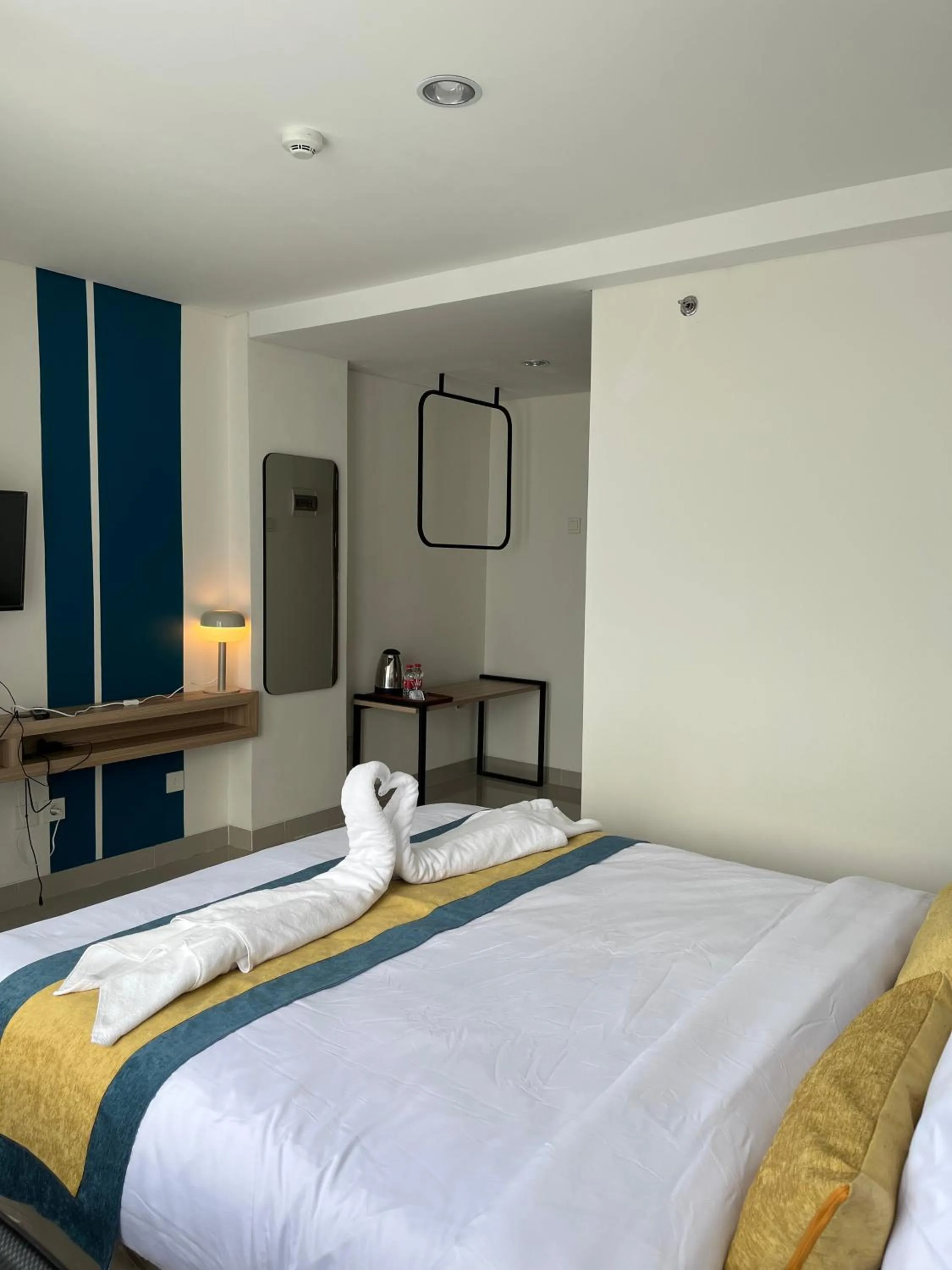 Bed in Hotel Dhika Serenity @ Jatiwarna