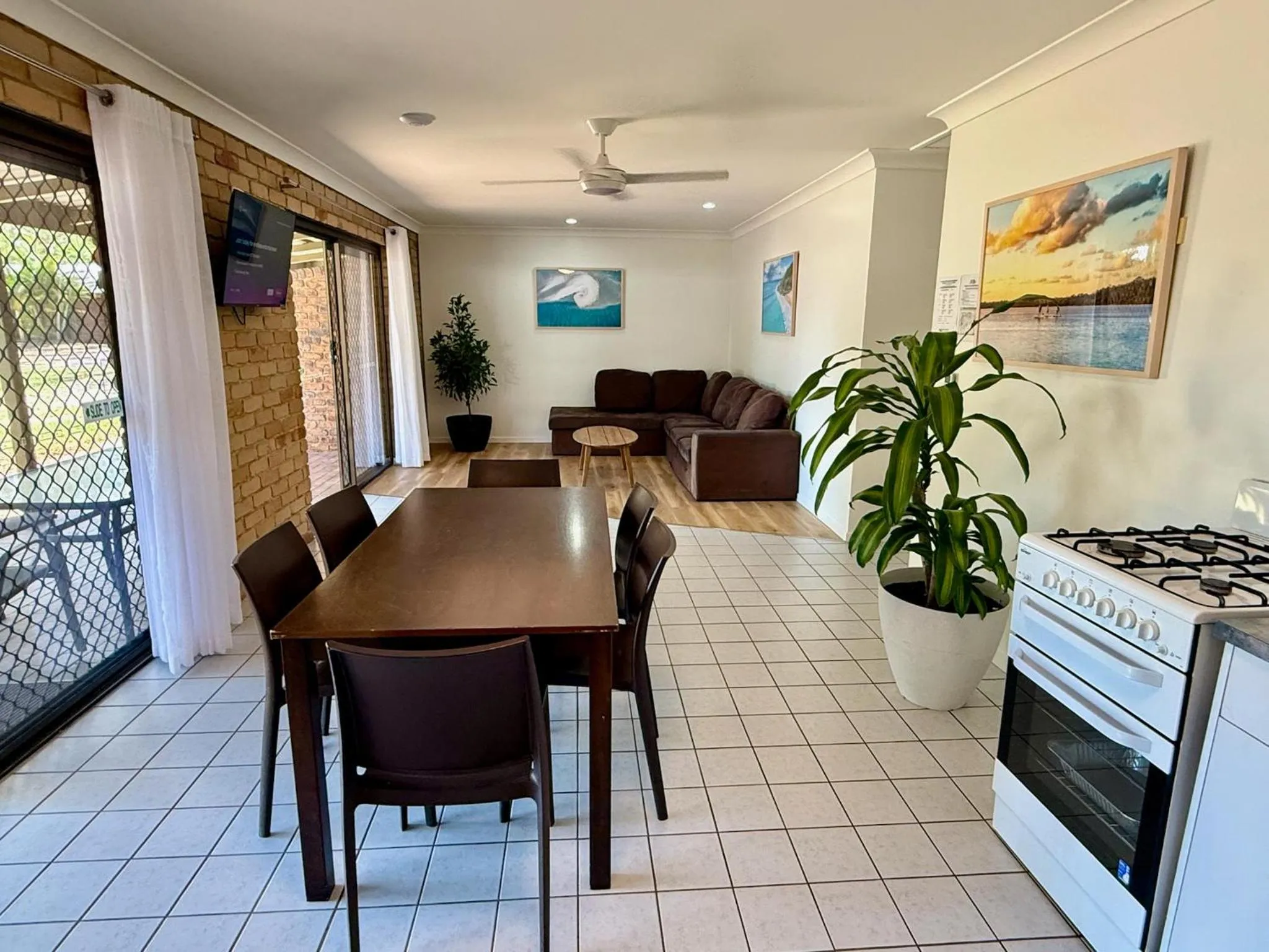 Kitchen or kitchenette in Noosa North Shore Retreat