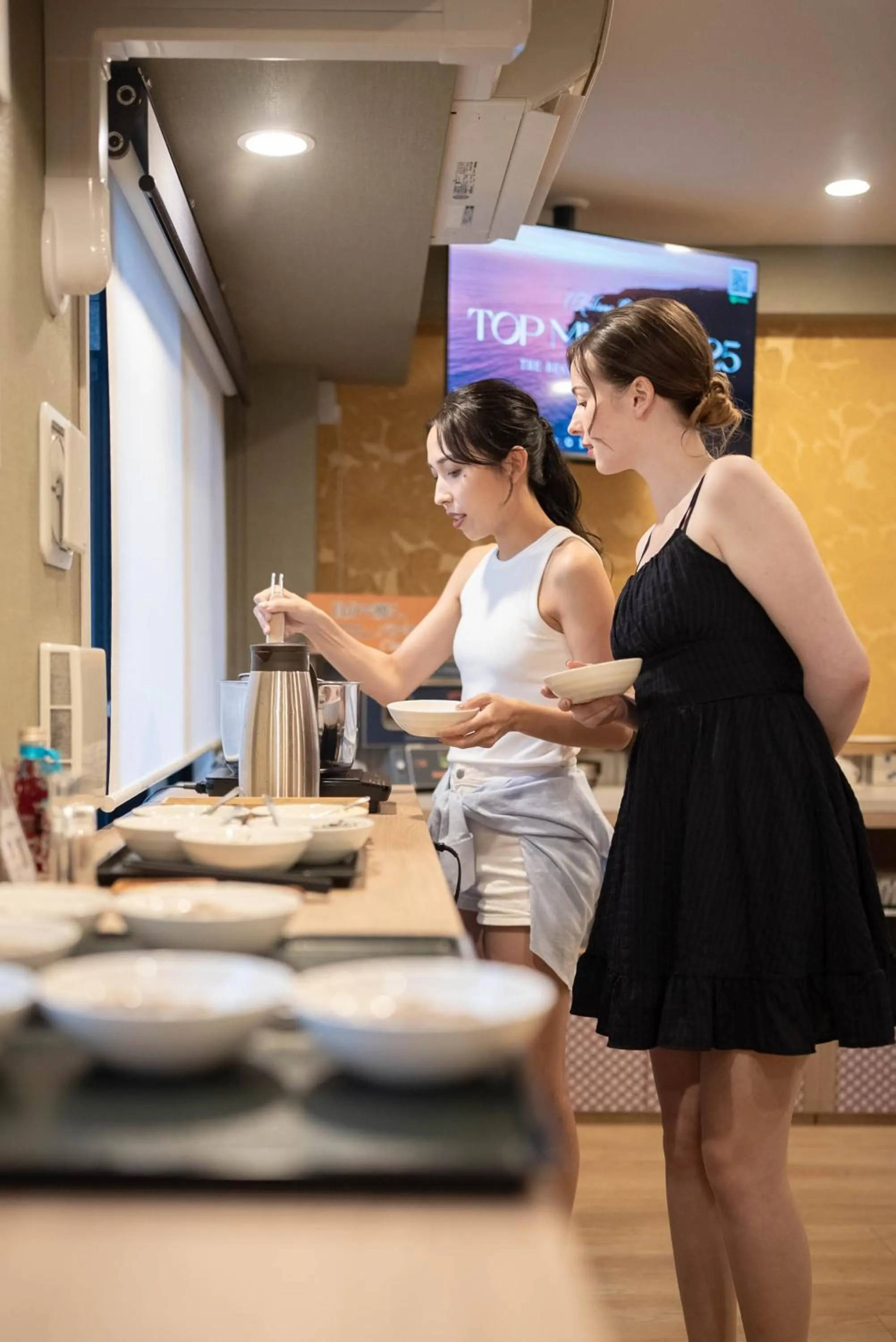 Evening entertainment in HIYORI Stay Kyoto Kamogawa
