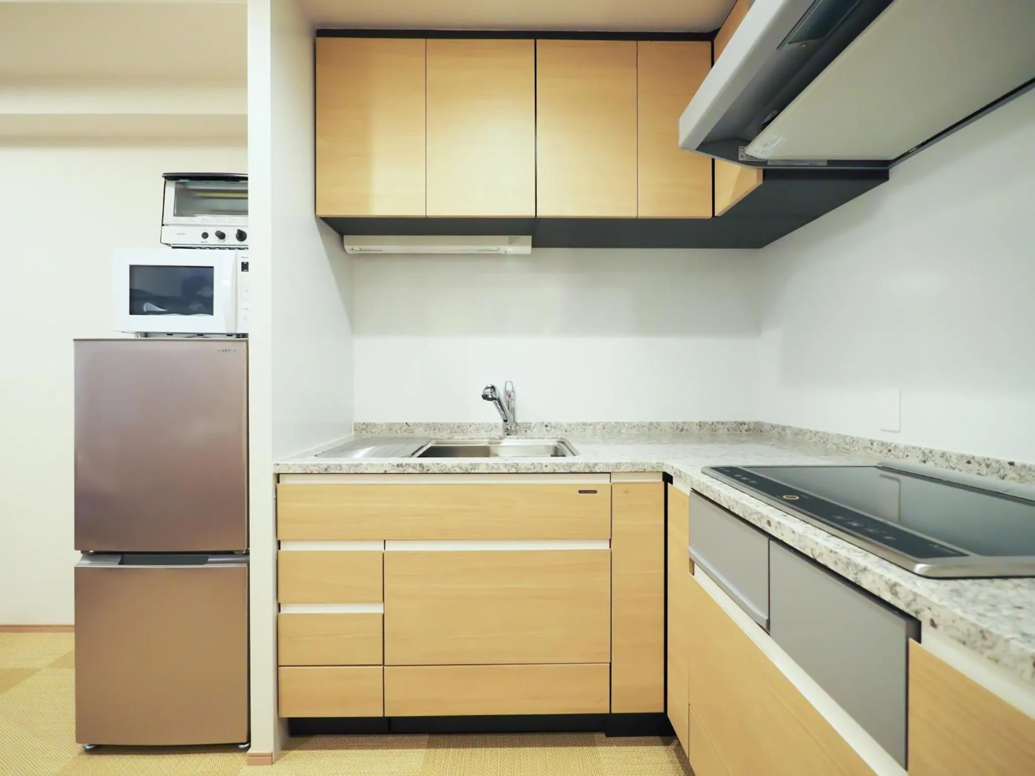 kitchen in HIYORI Stay Kyoto Kamogawa