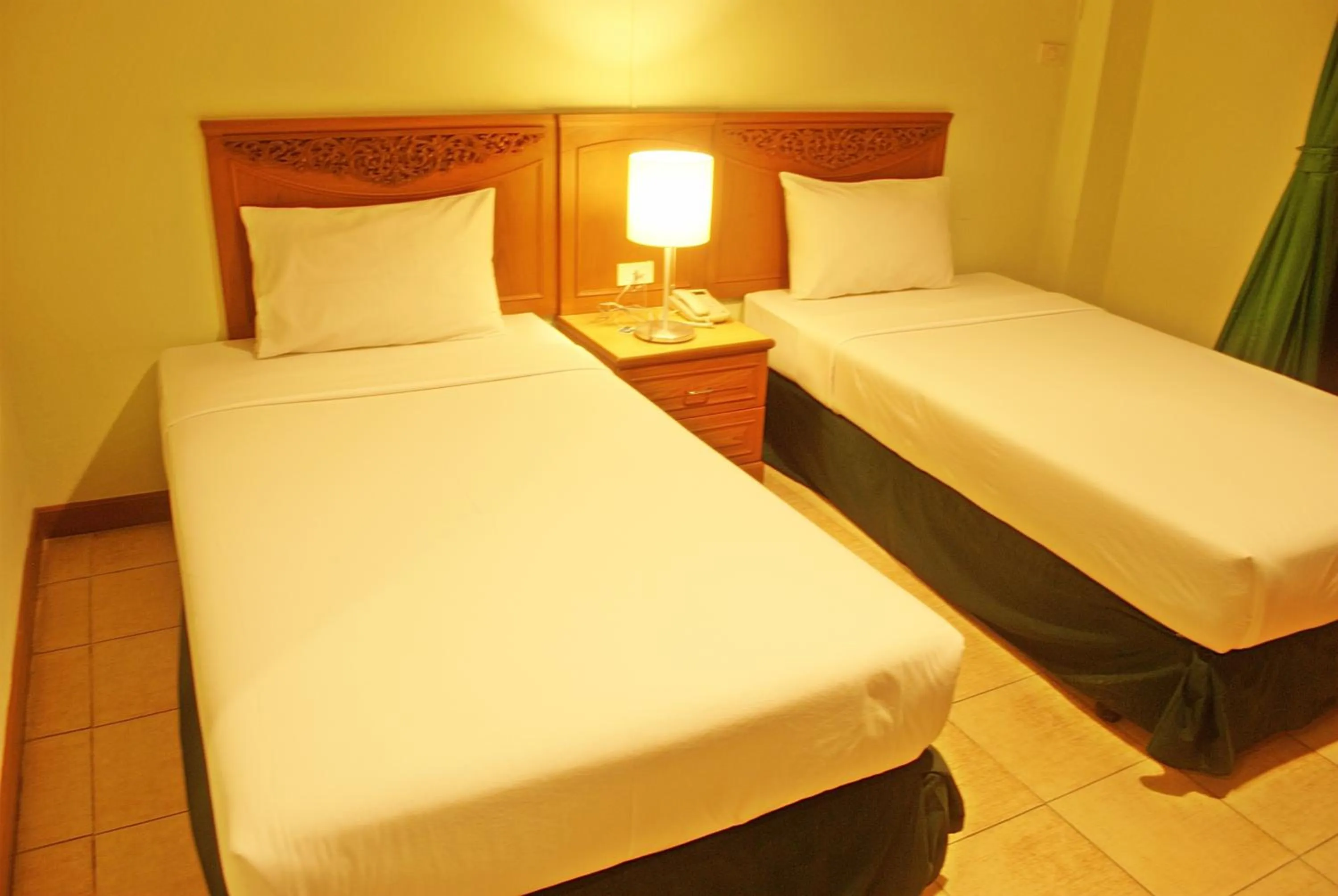 Bed in Golden Villa Pattaya