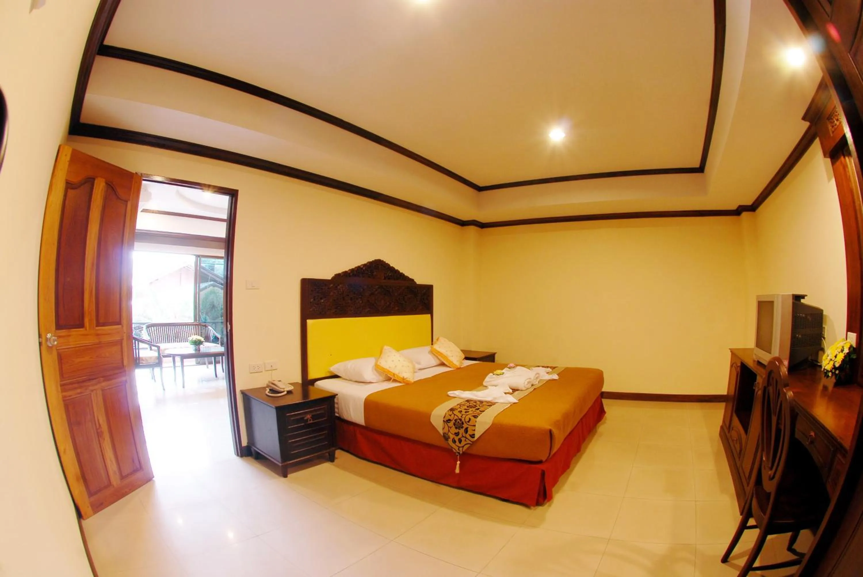 Bed in Golden Villa Pattaya