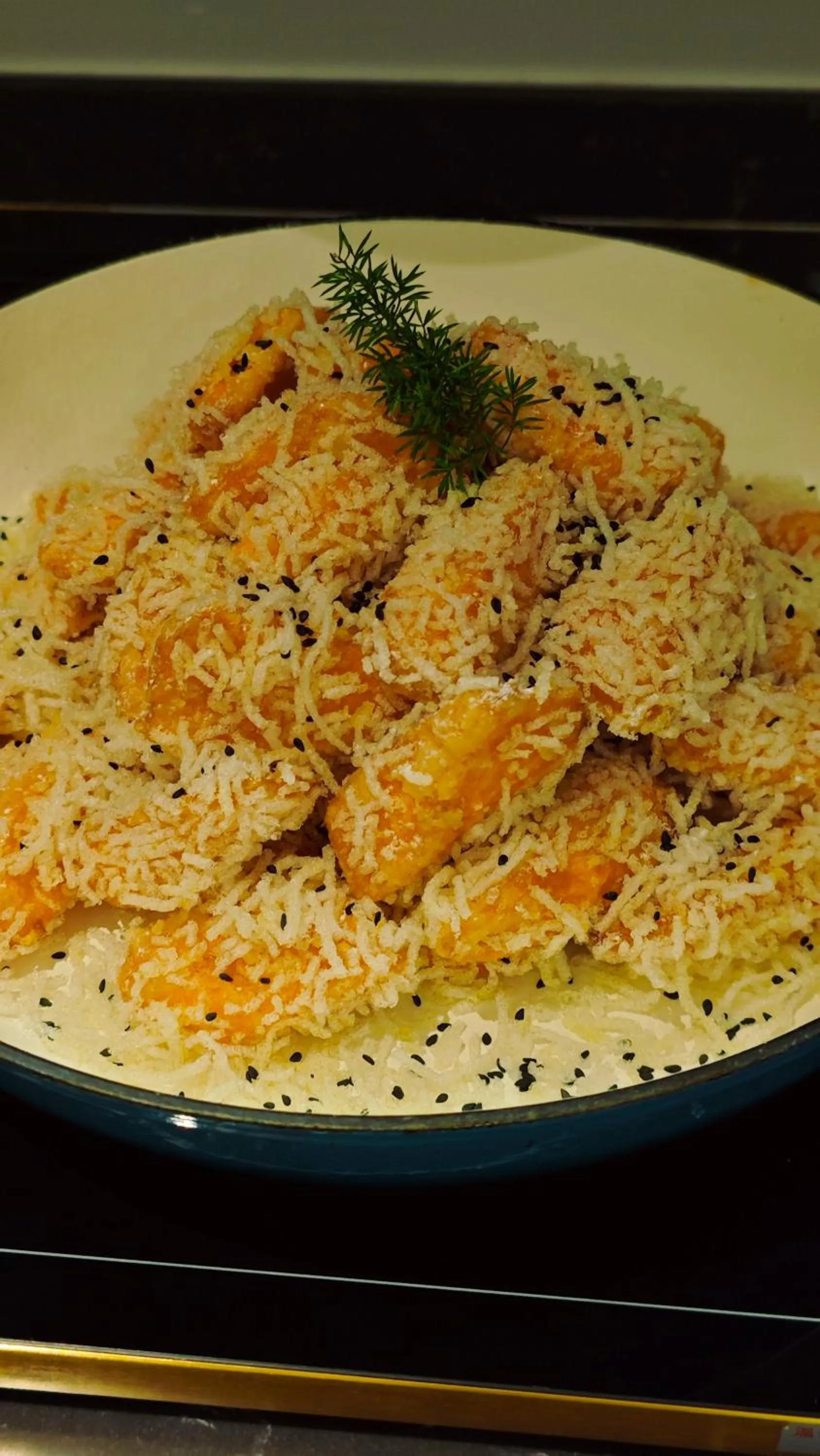 Breakfast in Xishu Garden Inn - Travel Agency service - Car Rent service - English Speaking