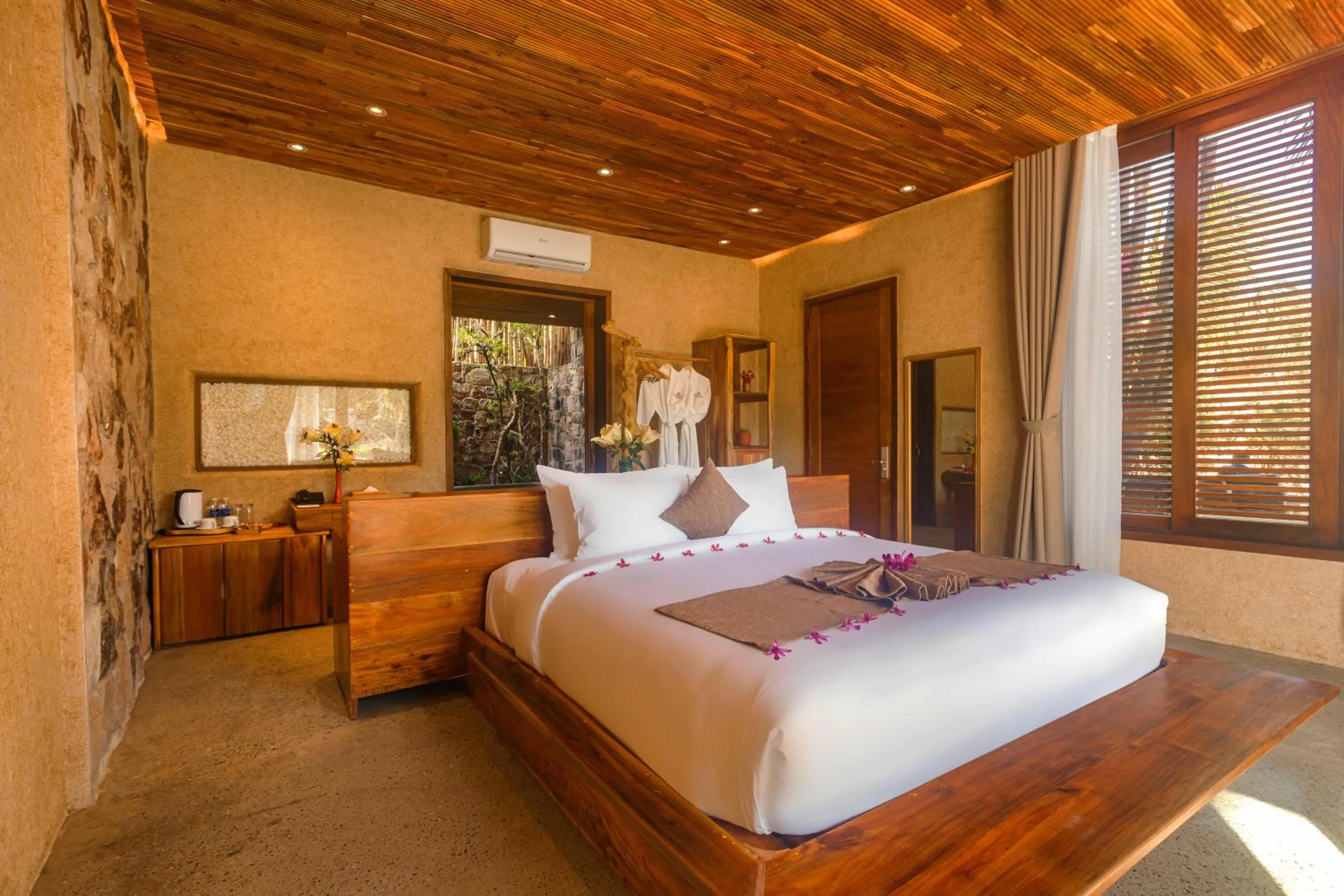 Coffee/tea facilities, Bed in Grand Ocean Bay Resort Phu Quoc