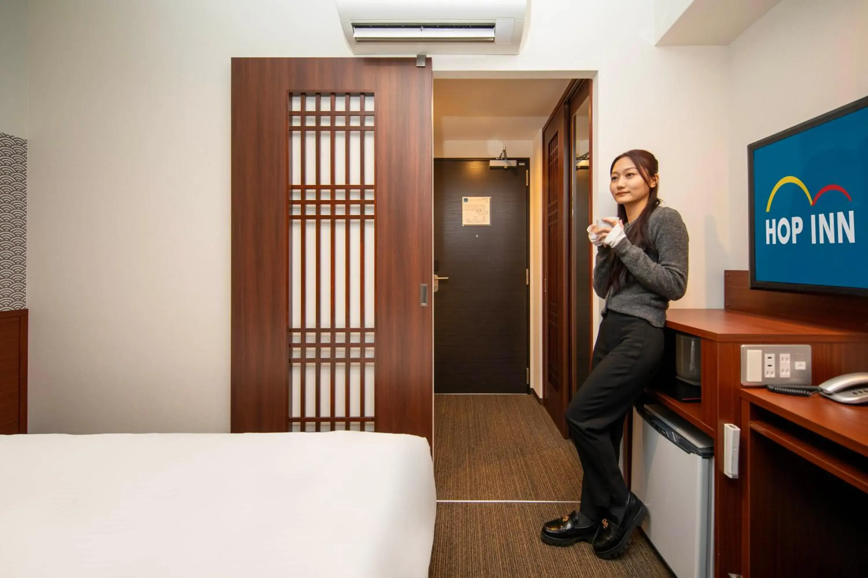 Guests, Bed in Hop Inn Kyoto Shijo Omiya Guests, Bed in Hop Inn Kyoto Shijo Omiya