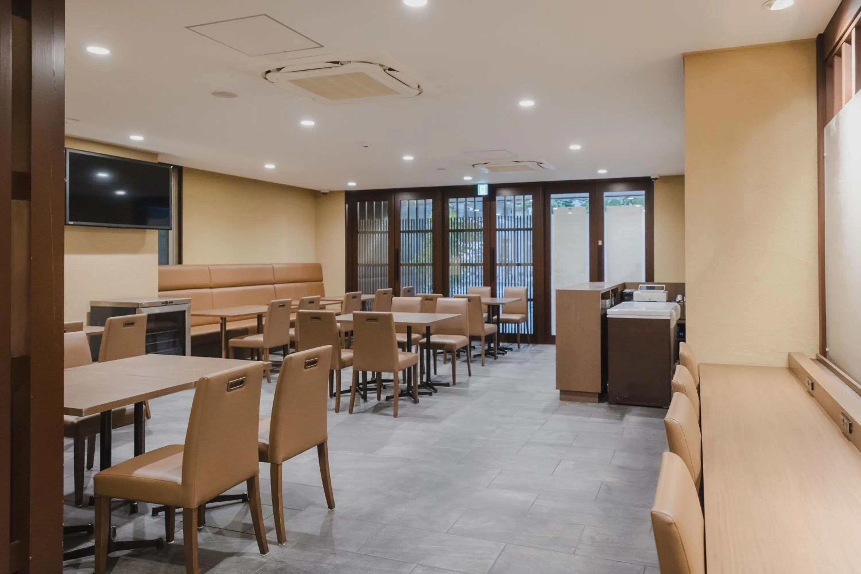 Restaurant/places to eat in Hop Inn Kyoto Shijo Omiya