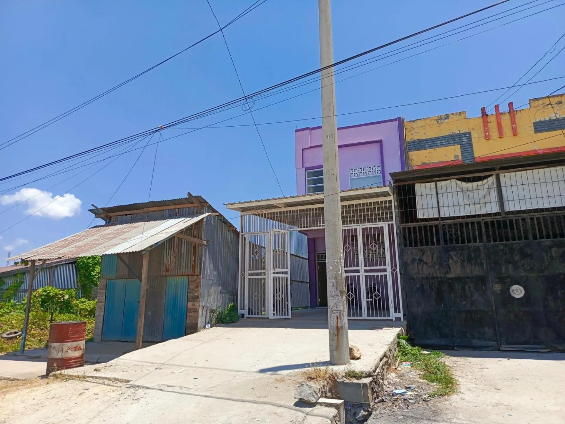 Facade/entrance in Hotel O Homestay Aqsa
