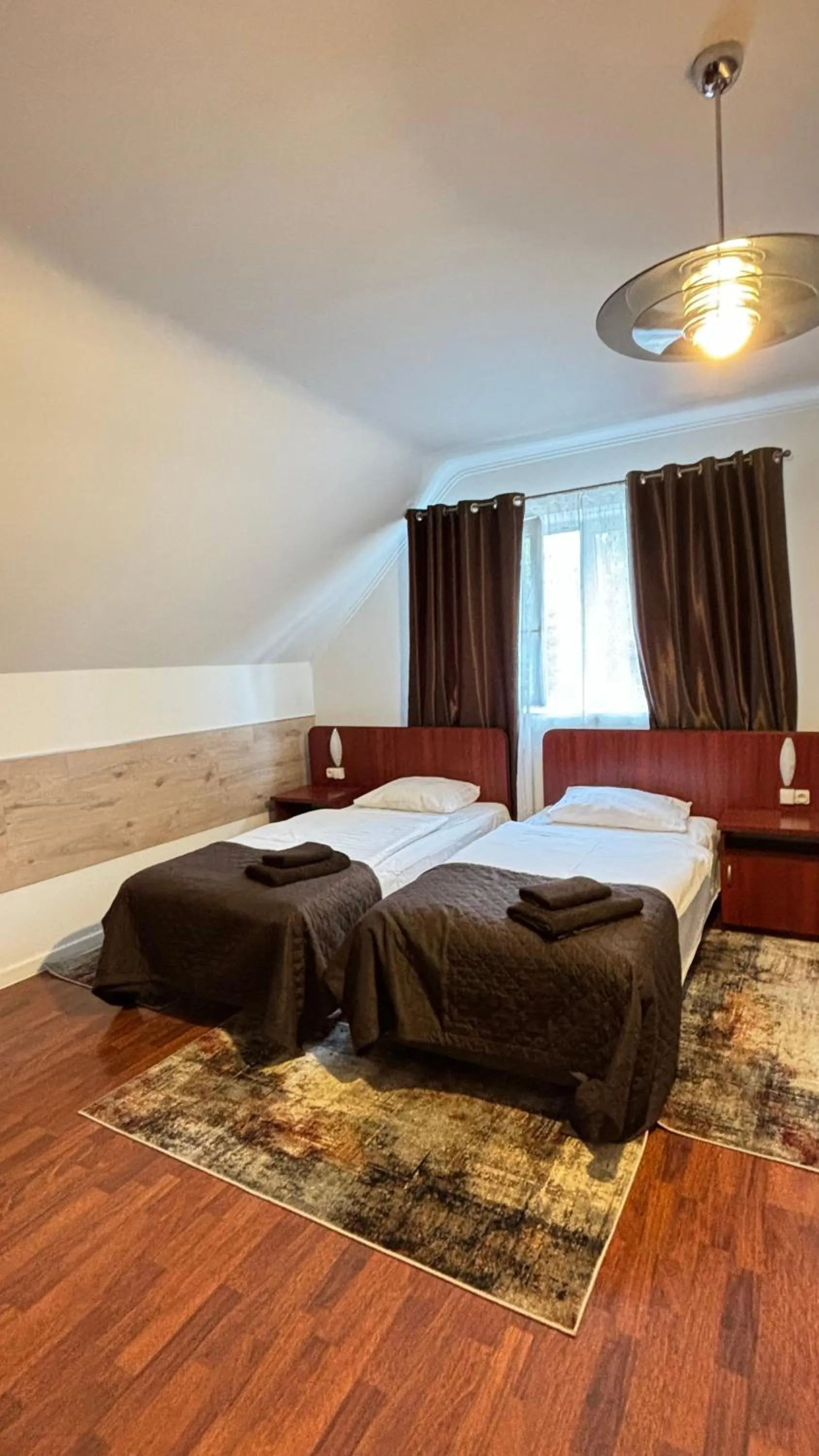 Photo of the whole room, Bed in Villa Victoria