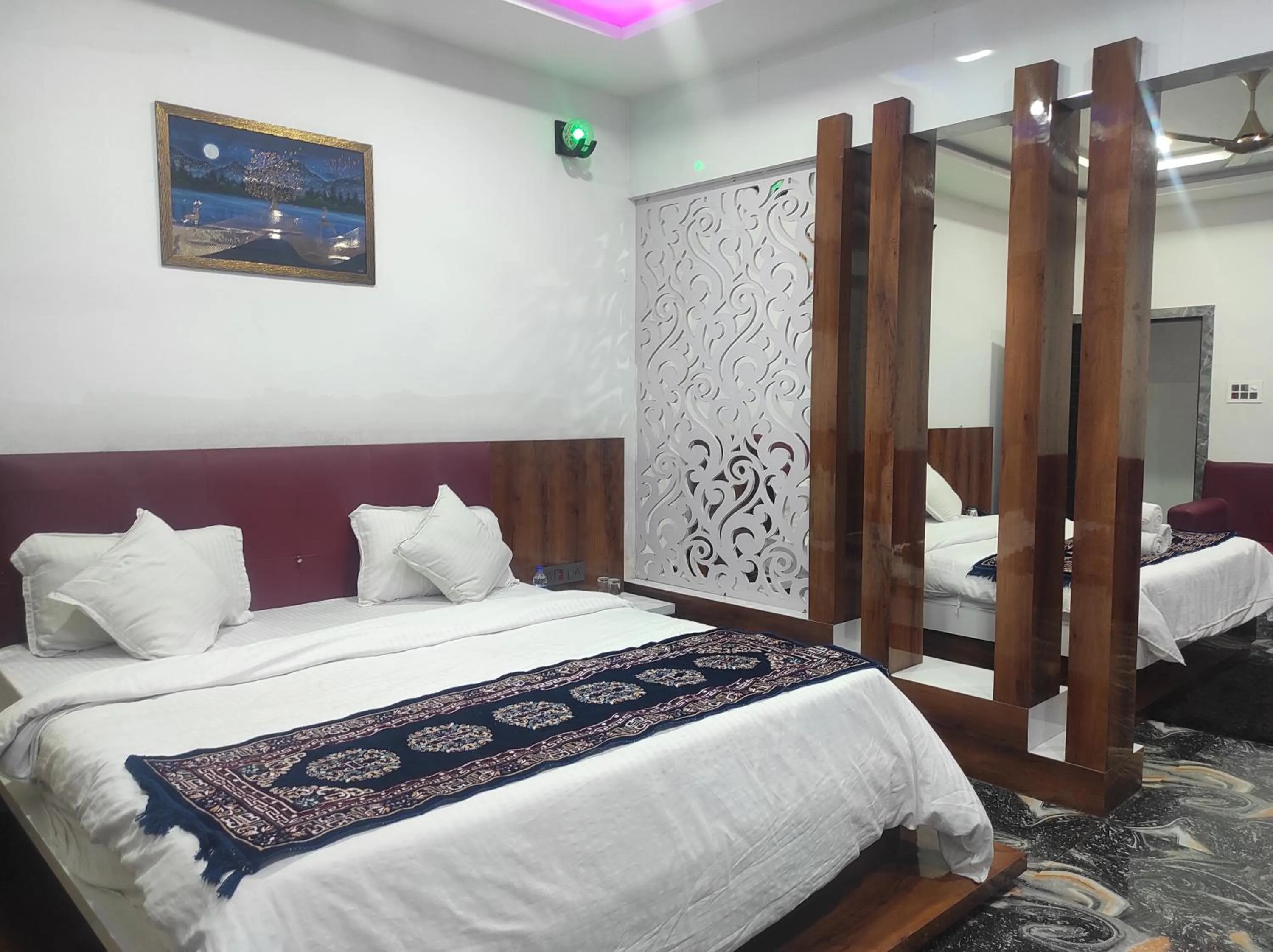 Bed in HOTEL SG HUB TOWER