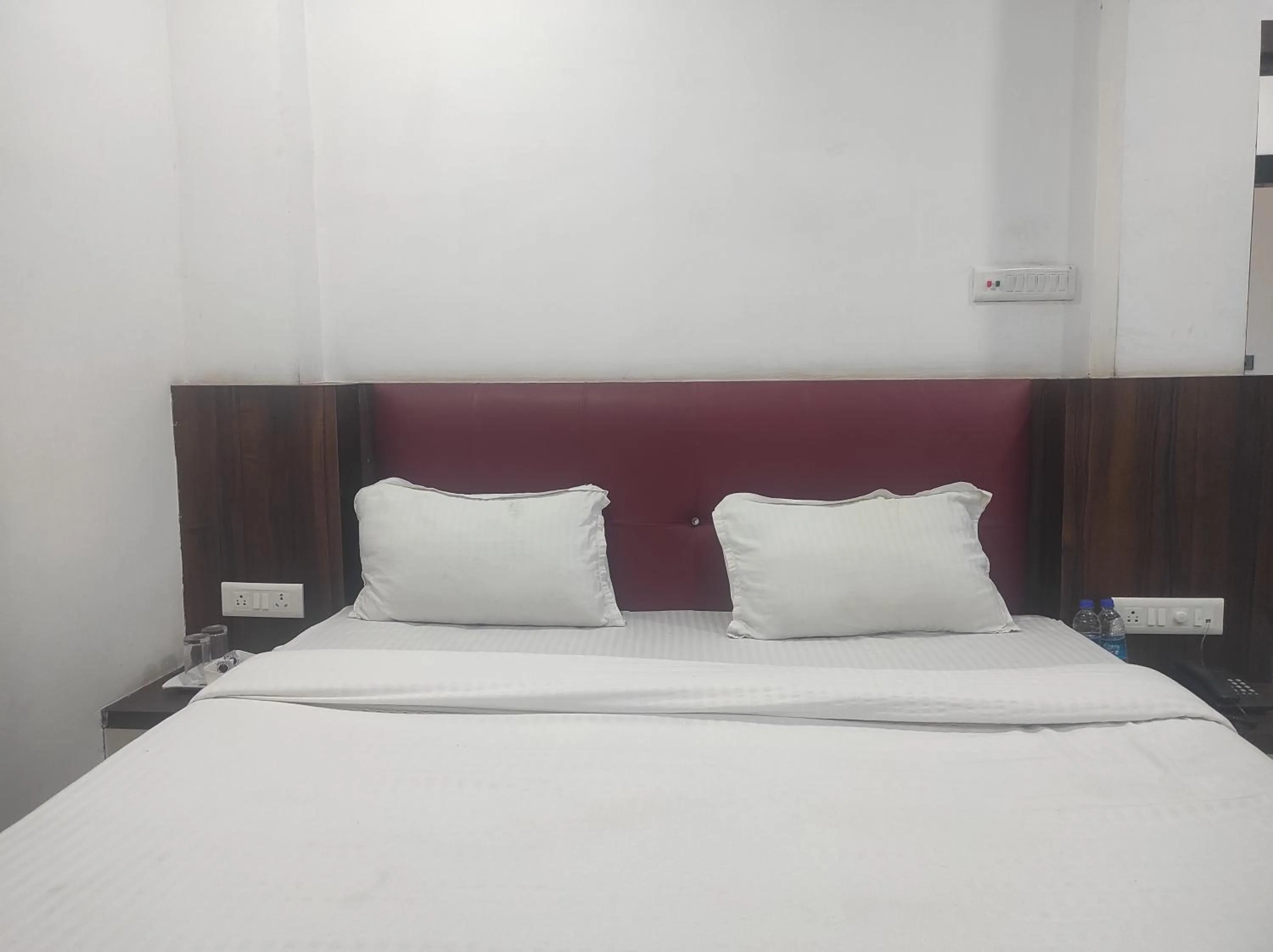 Bed in HOTEL SG HUB TOWER