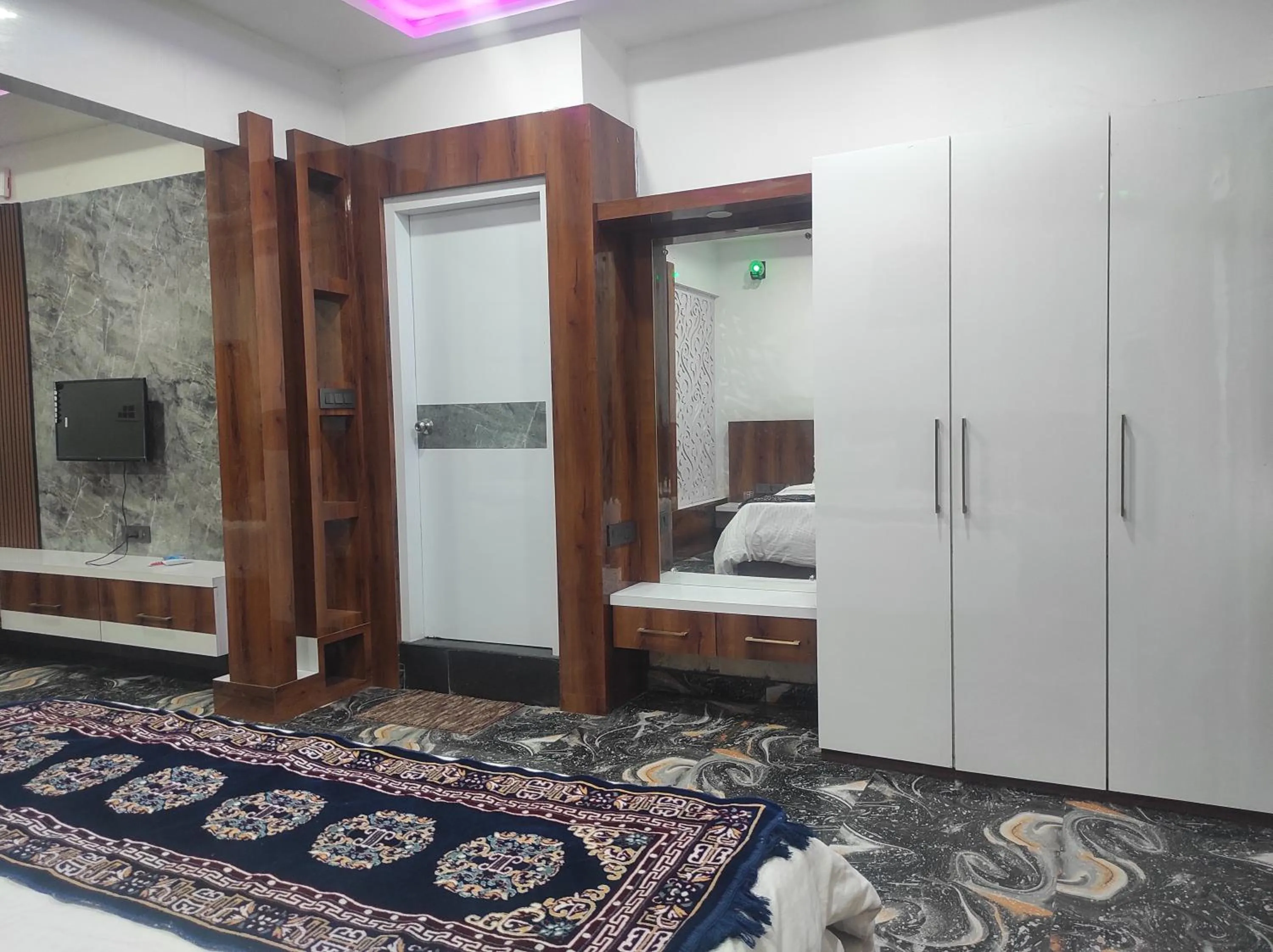 Bed in HOTEL SG HUB TOWER