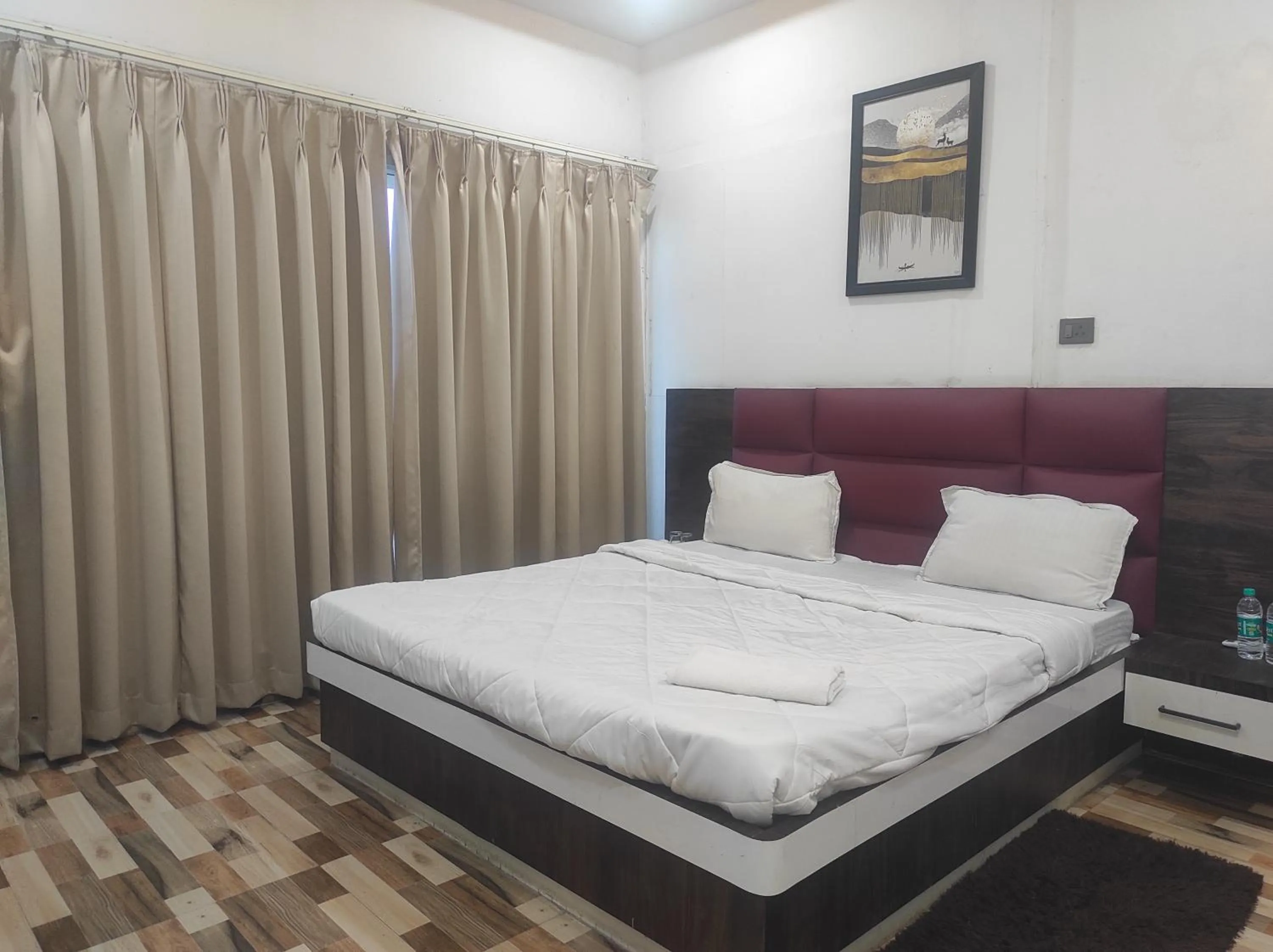 Bed in HOTEL SG HUB TOWER