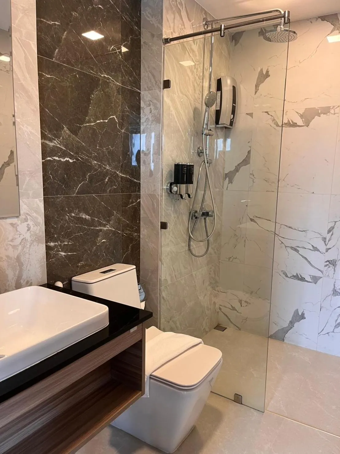 Bathroom in JIA HAUS Hotel Apartment