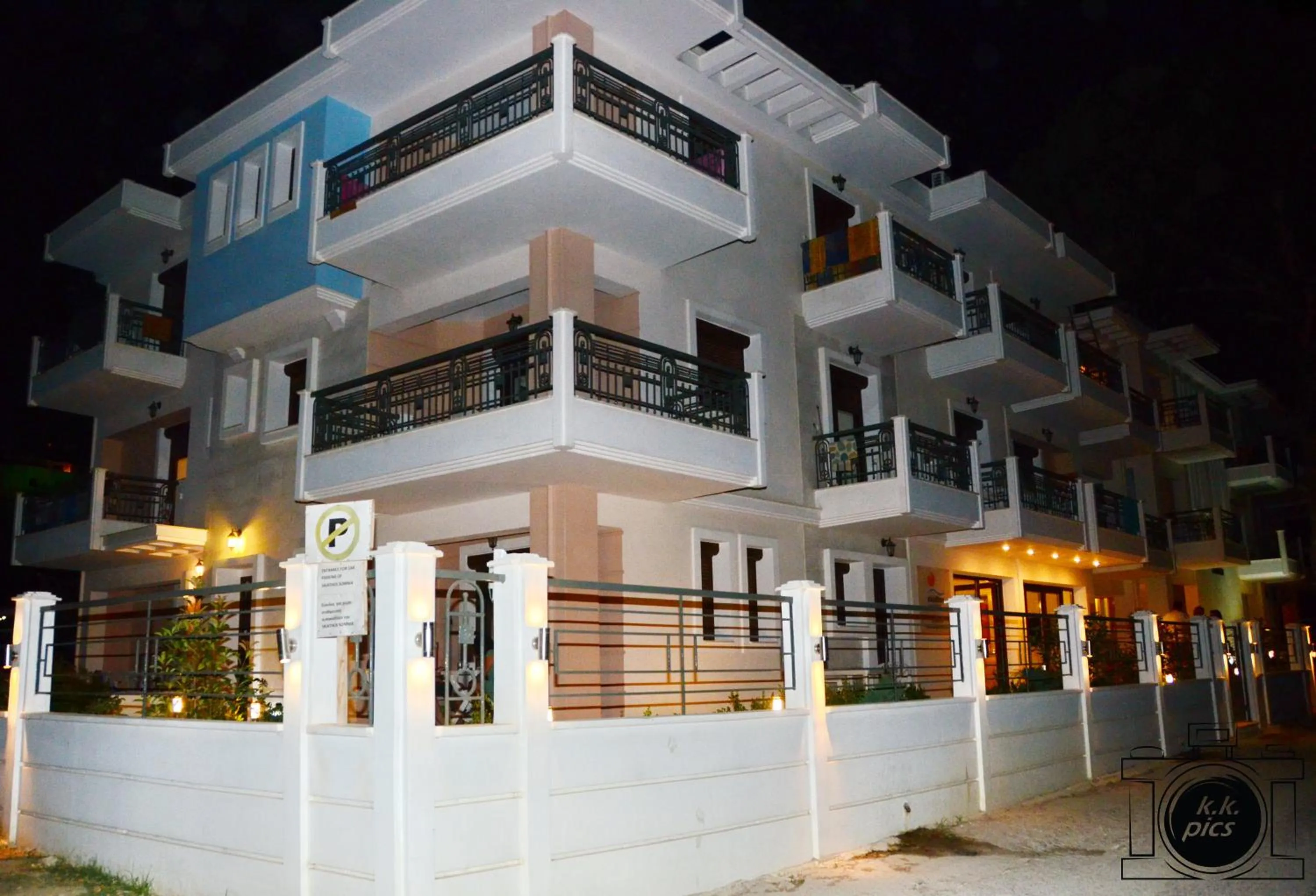 Facade/entrance in Skiathos Somnia