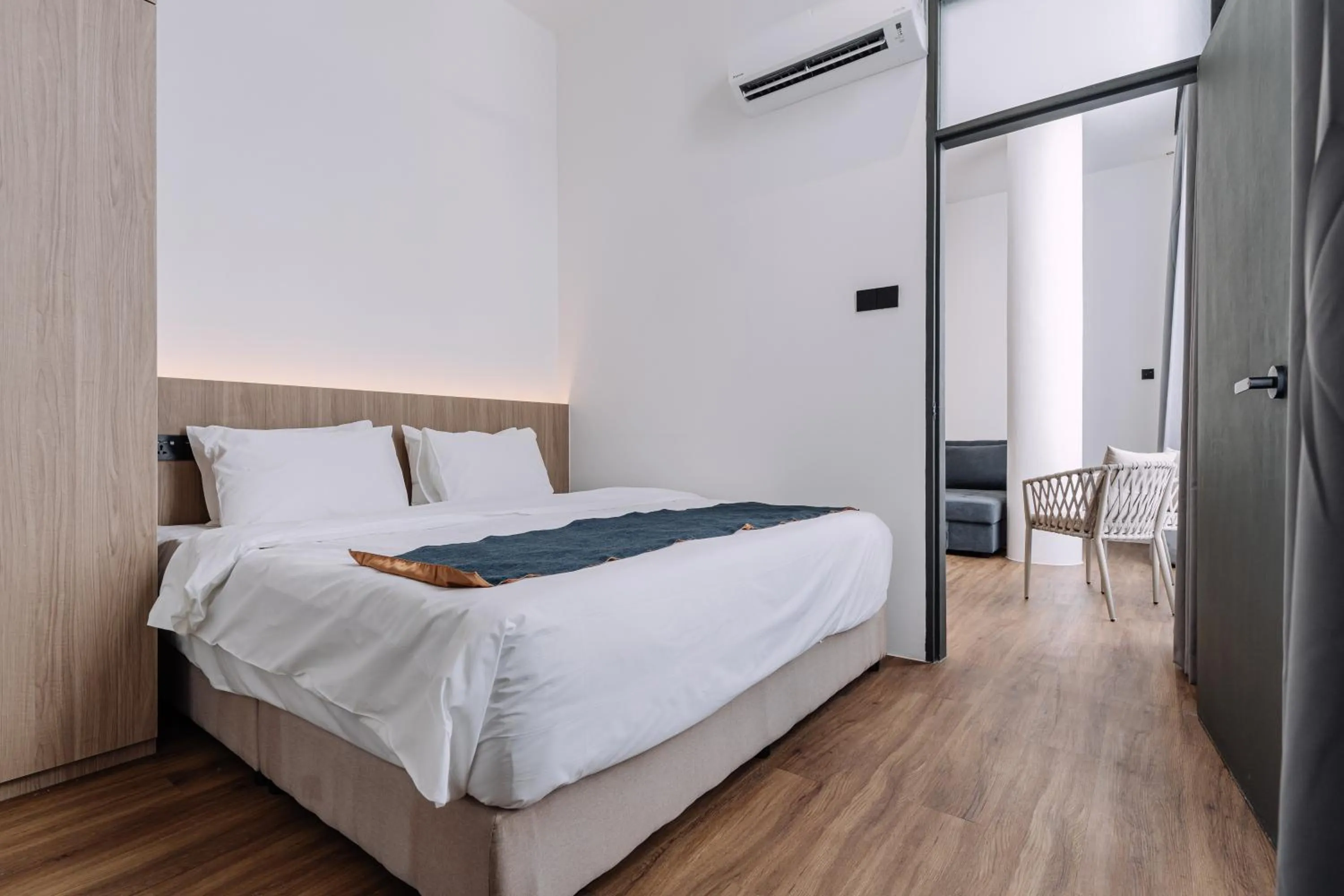 Bedroom, Bed in Impiana by Roxy Hotel