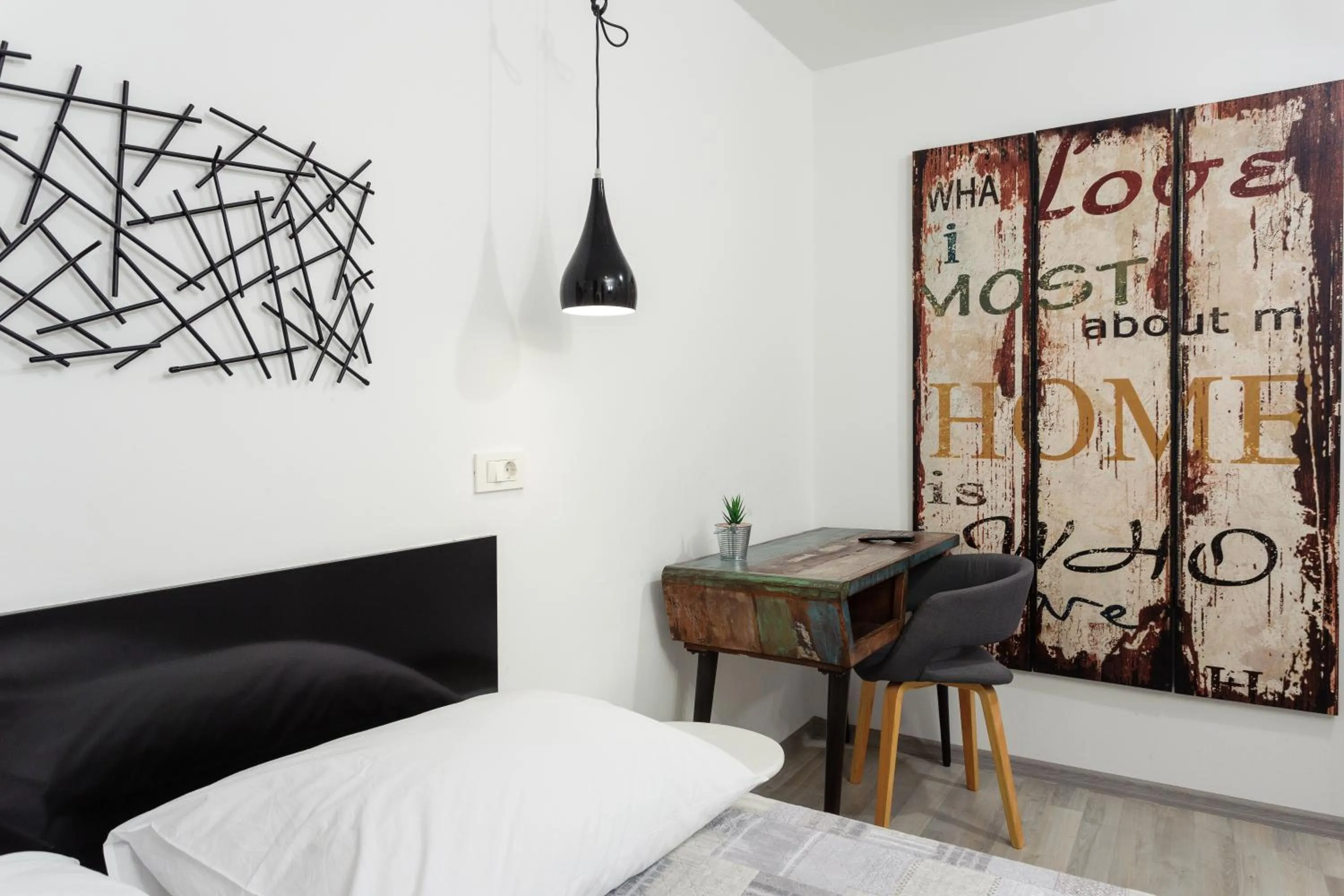 Bedroom, Bed in Teatrin Split