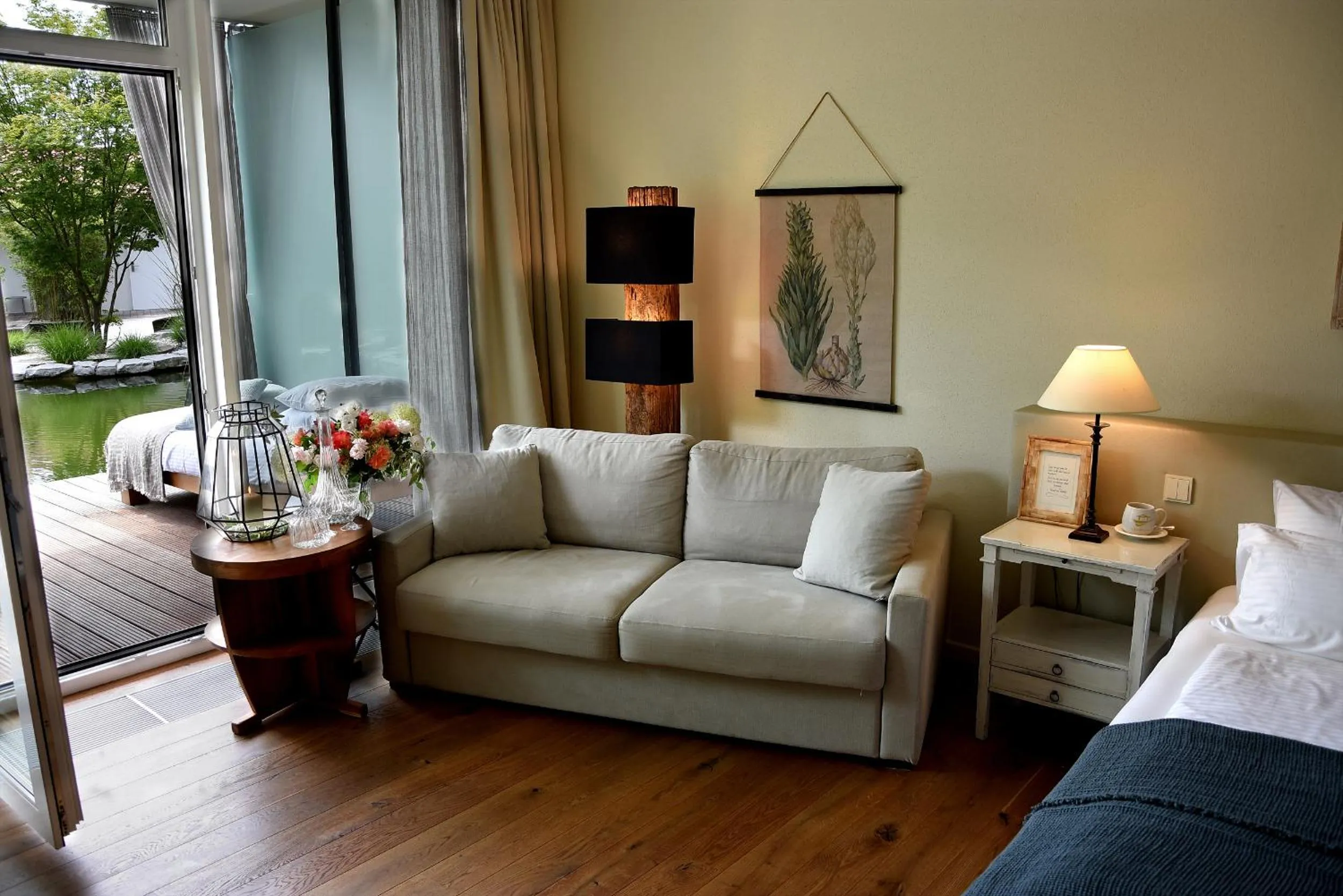 Seating area in Wellnessgarten-Hotel