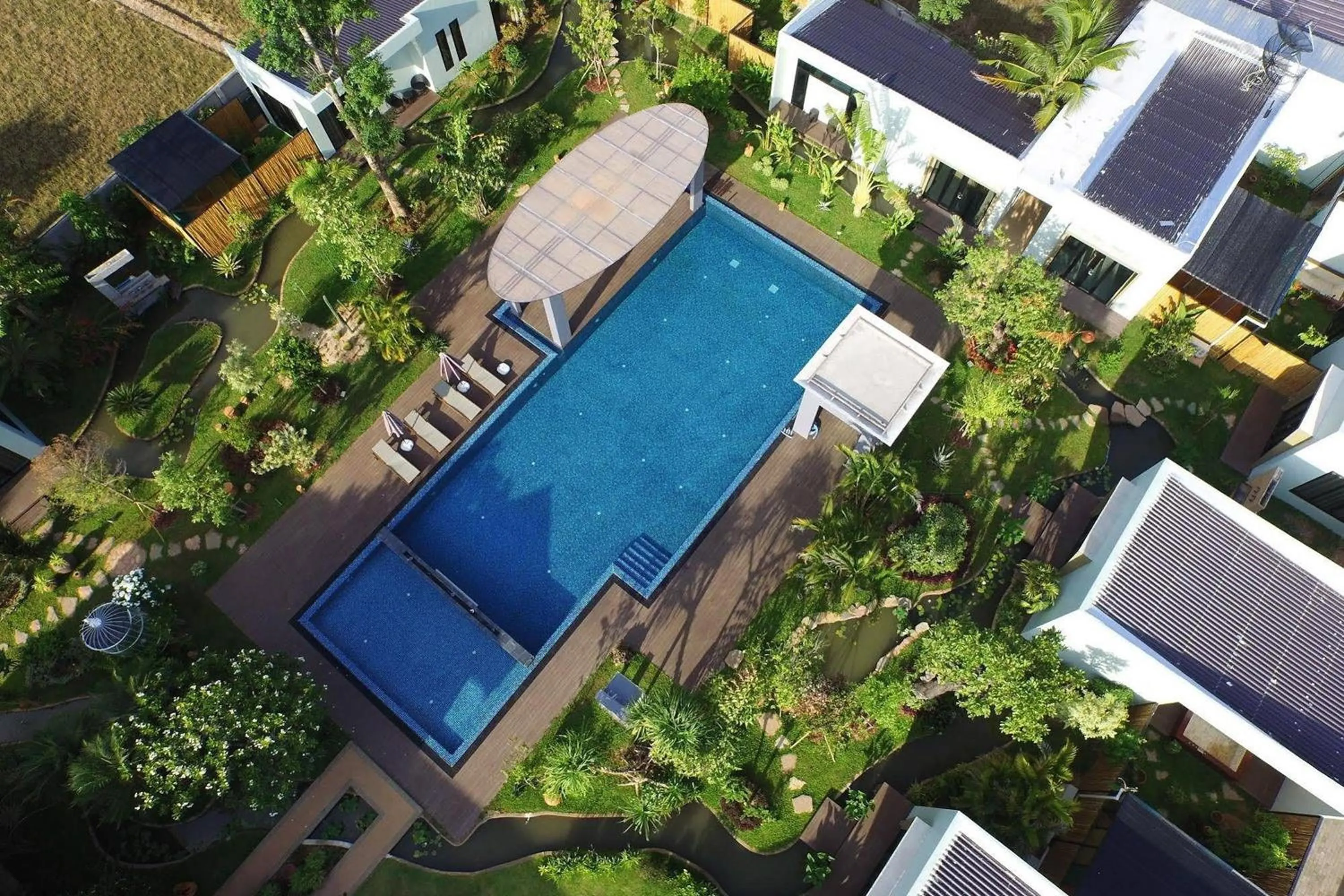 Swimming pool in Thai Good Arts Resort