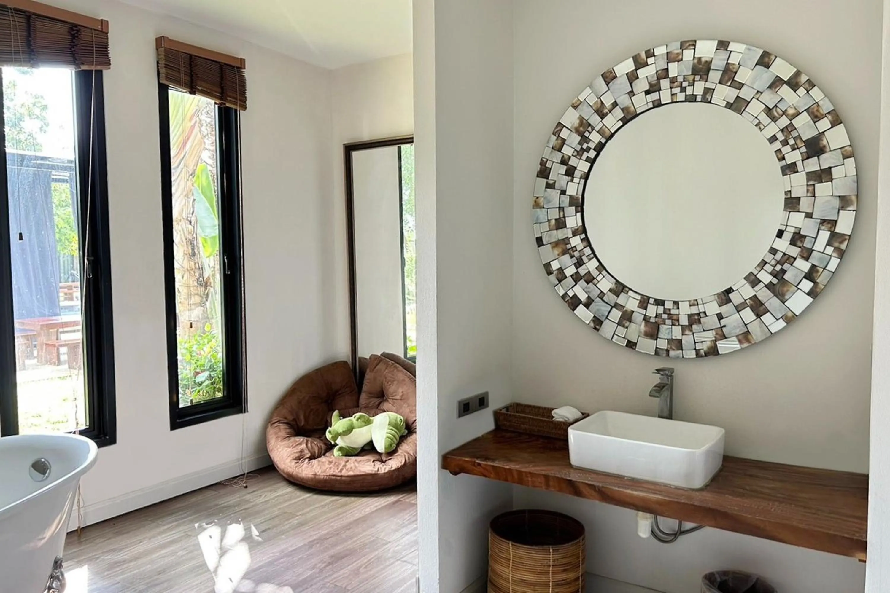 Bathroom in Thai Good Arts Resort