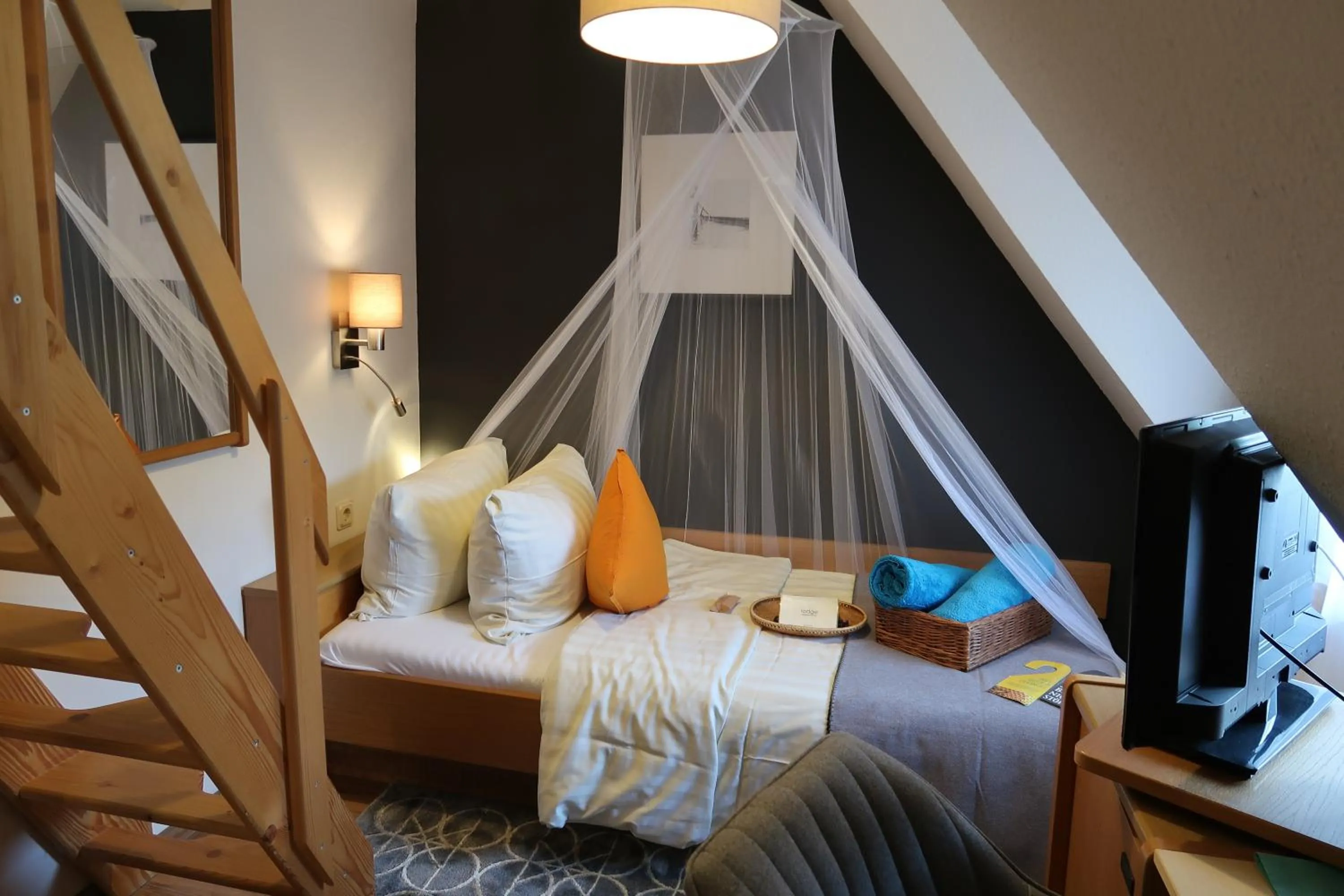 Single Room in Lodge Seaside Boutique Hotel