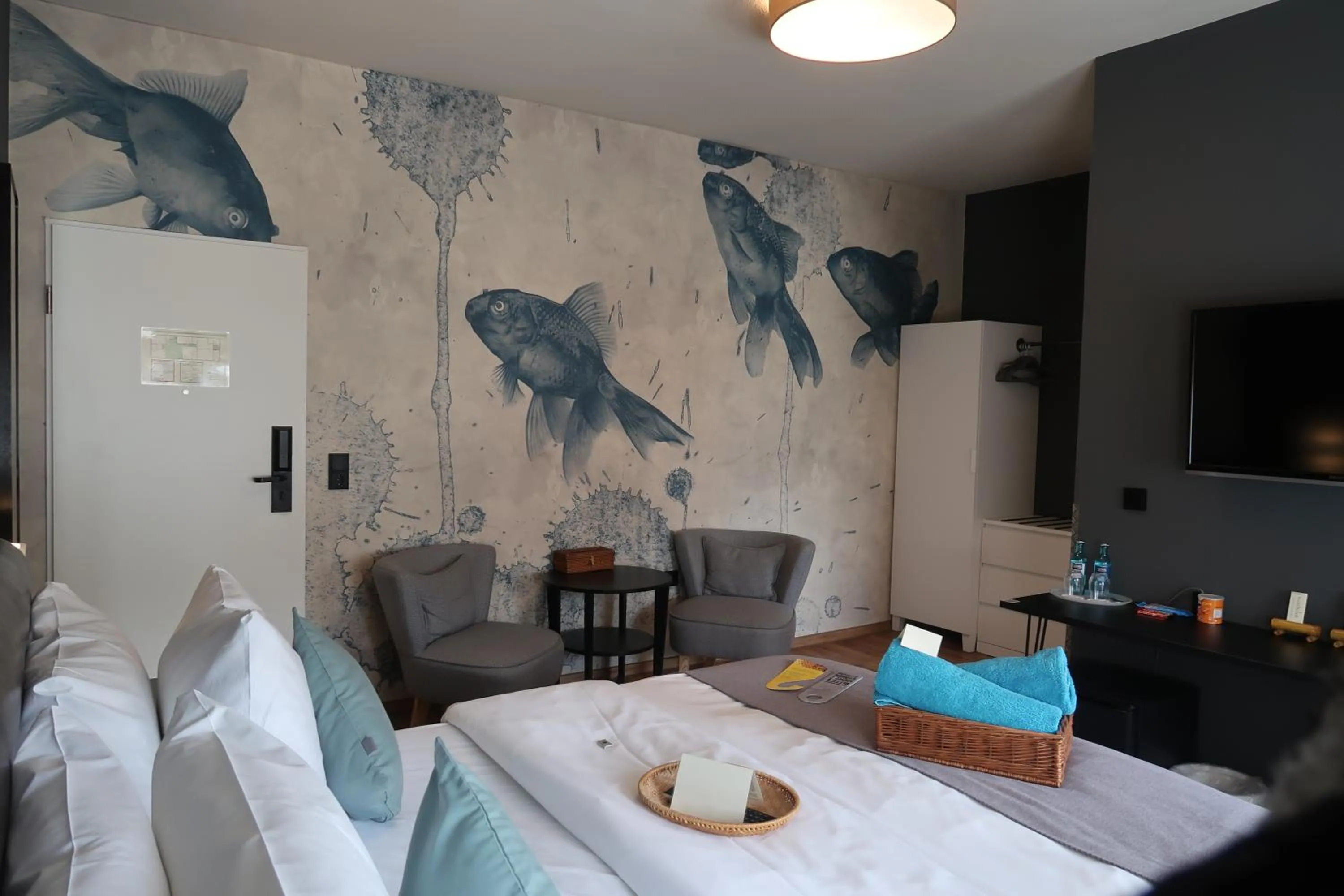 Photo of the whole room in Lodge Seaside Boutique Hotel