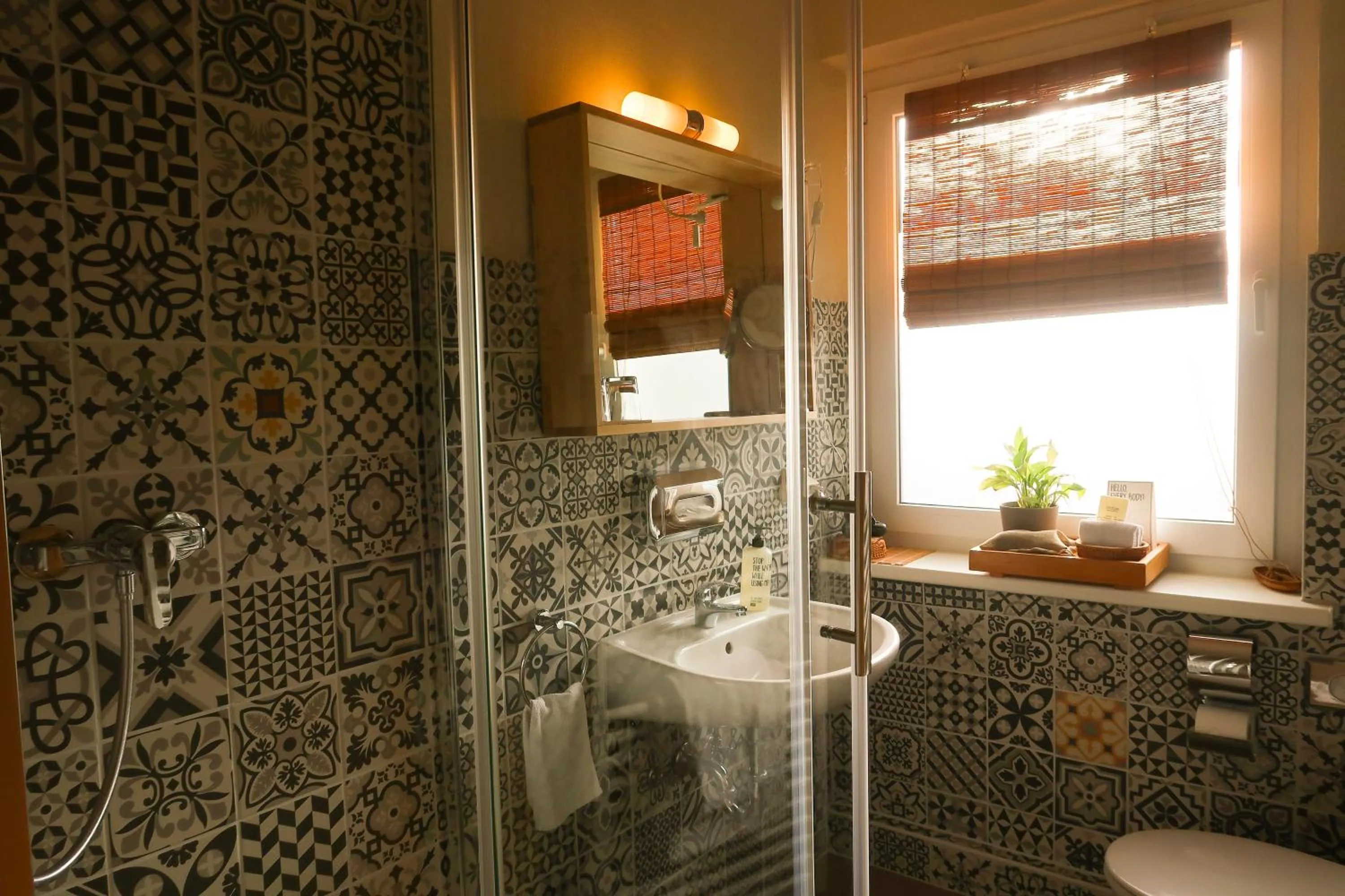 Bathroom in Lodge Seaside Boutique Hotel