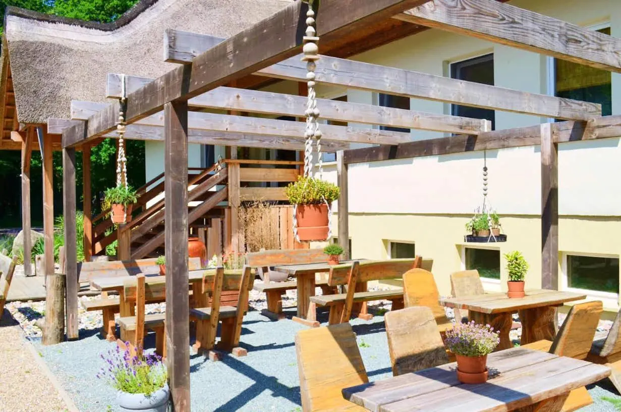 Restaurant/places to eat in Lodge Seaside Boutique Hotel