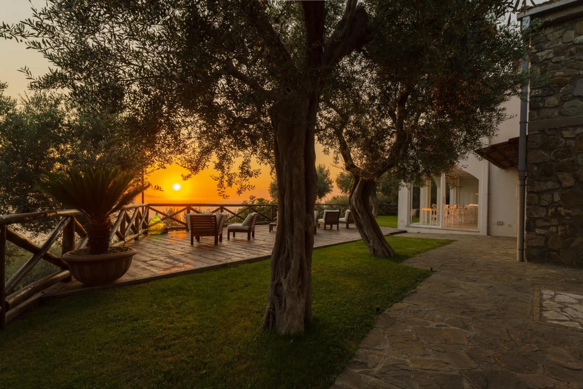 Garden view in Casa Clementina Marciano
