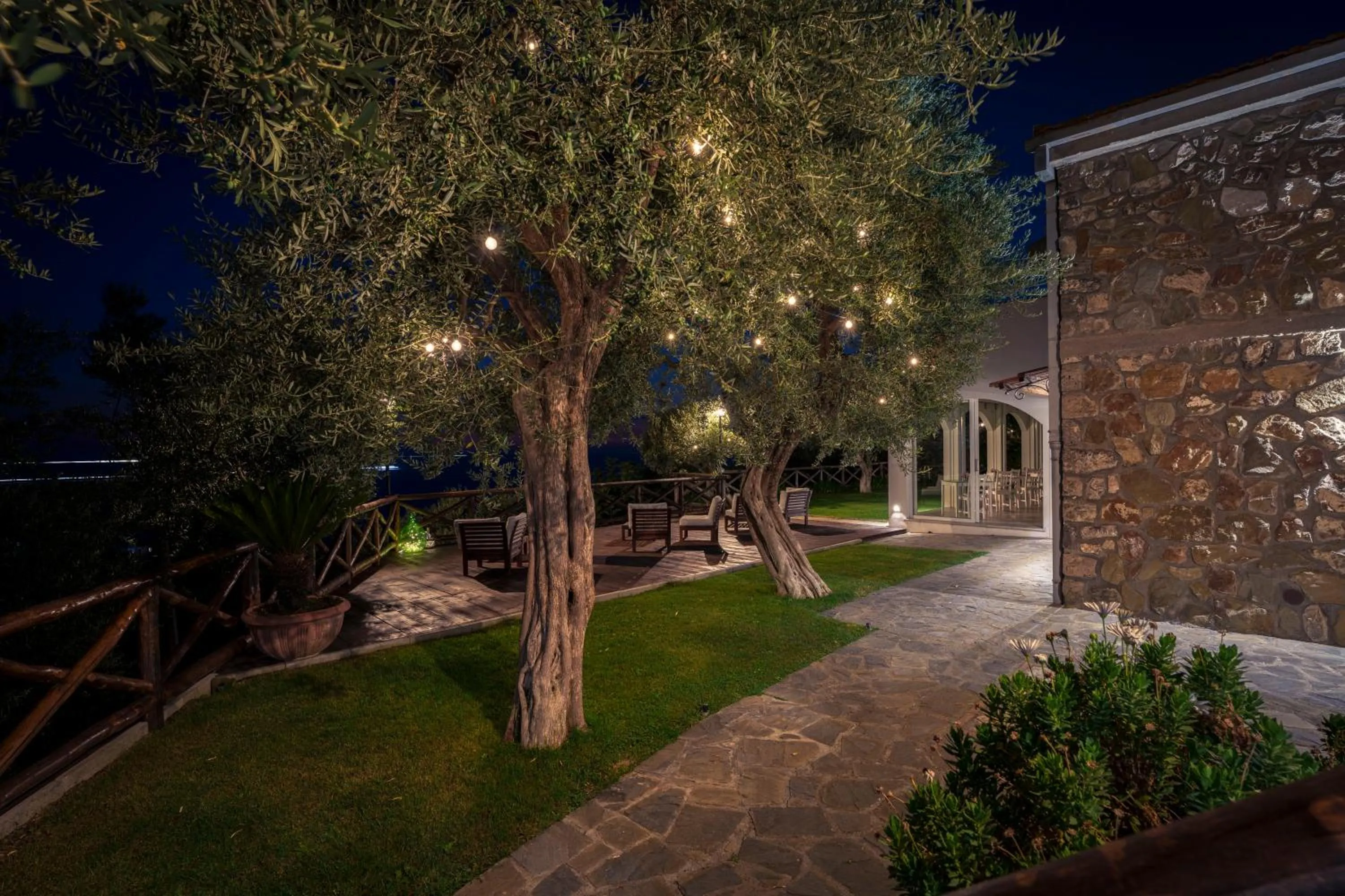 Property building in Casa Clementina Marciano