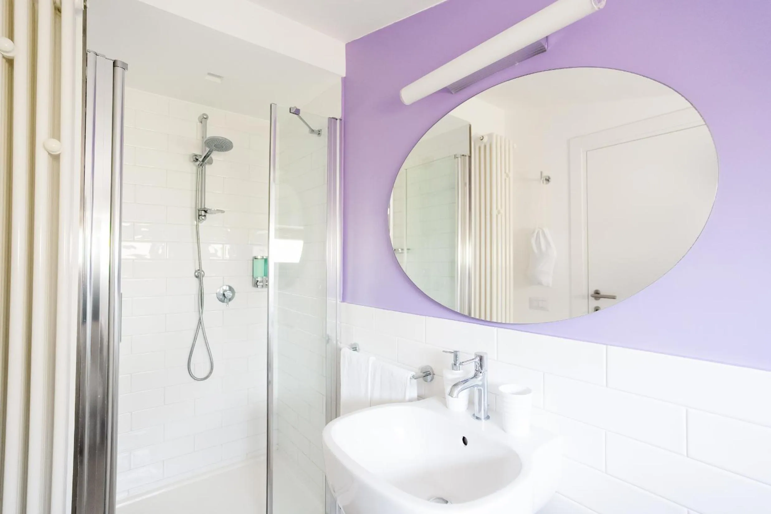 Shower in Casa Clementina Marciano