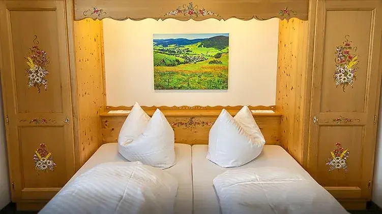 Classic Double Room - single occupancy in Landhotel Löwen Bernau Classic Double Room - single occupancy in Landhotel Löwen Bernau