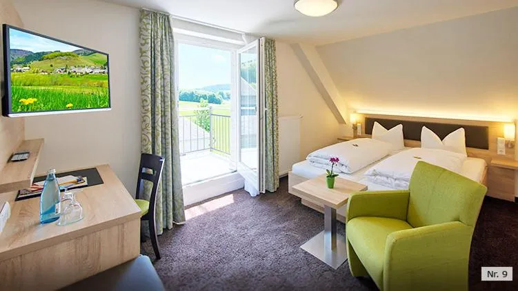 Comfort Double Room with Balcony - single occupancy in Landhotel Löwen Bernau