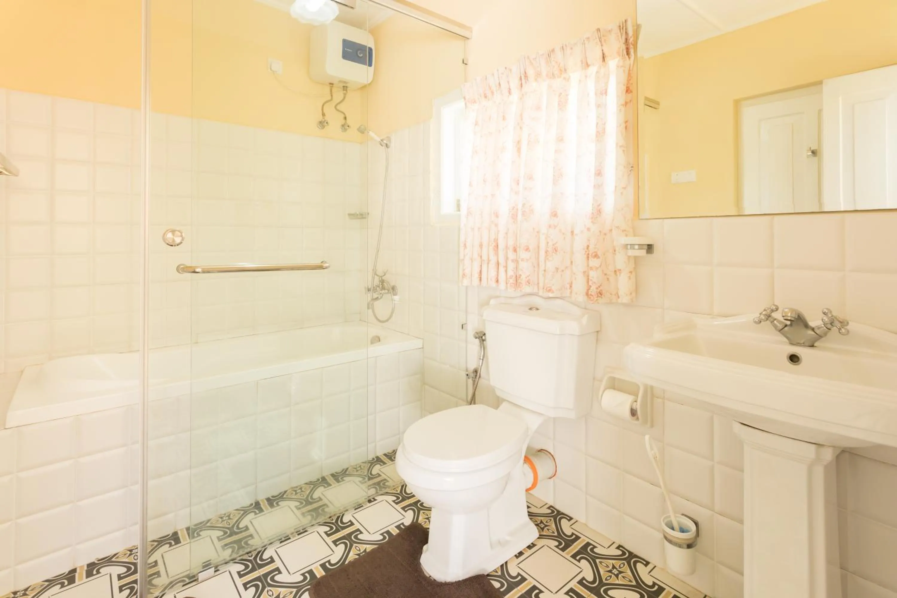 Two-Bedroom Suite in Rockbourne Bungalow