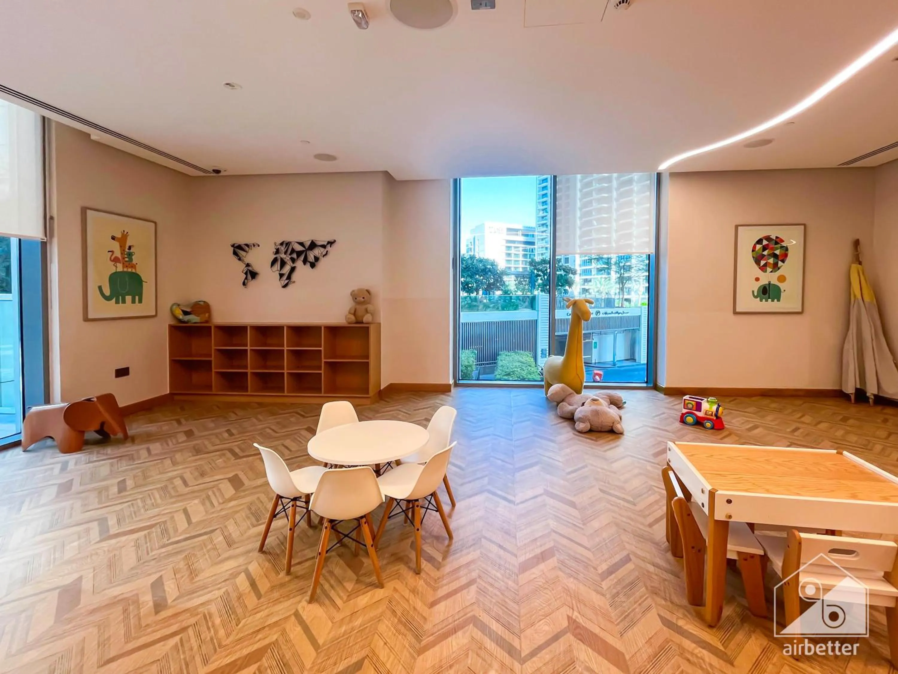 Luxurious stay Dubai Creek Balcony & View