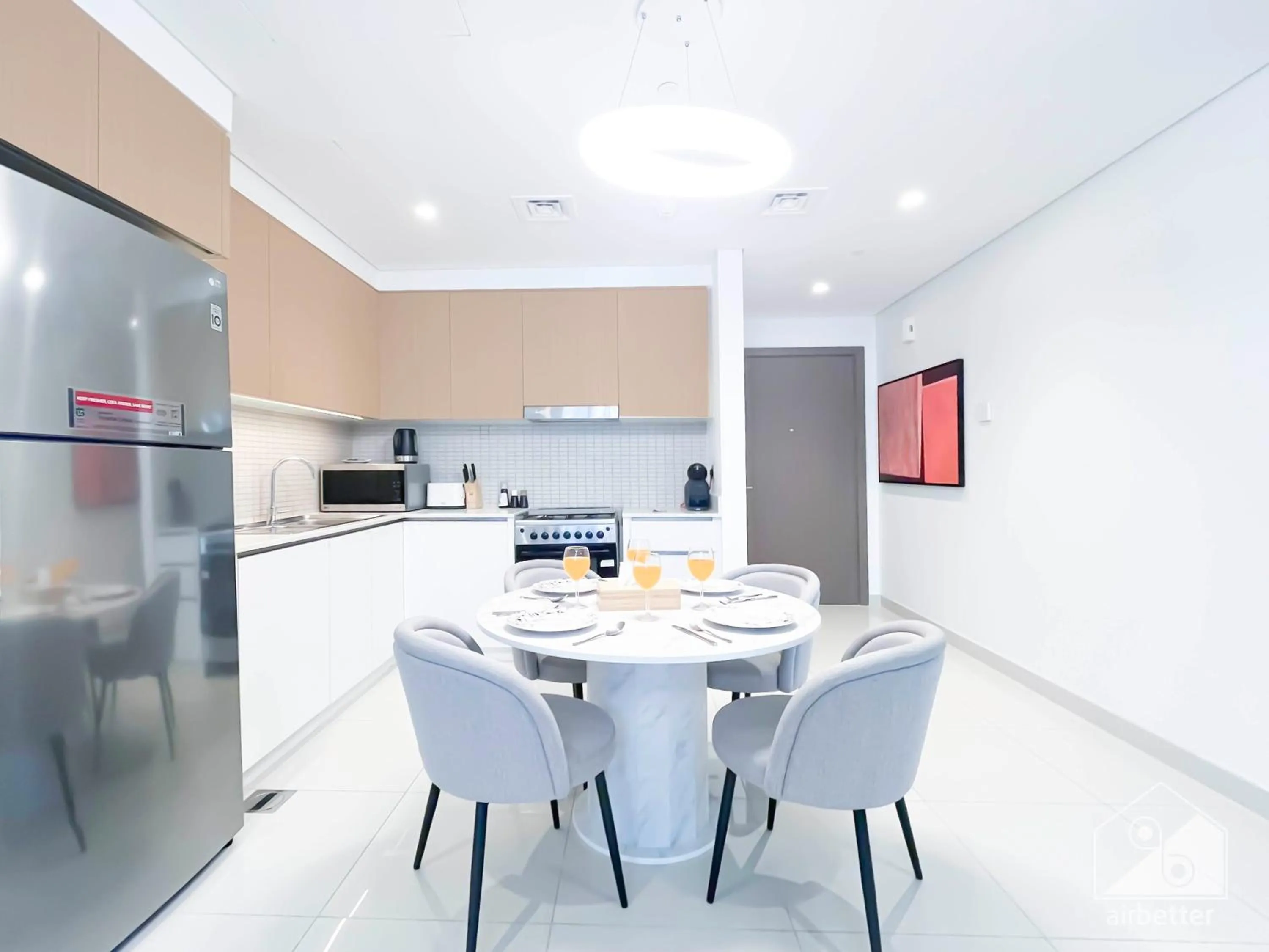 Luxurious stay Dubai Creek Balcony & View