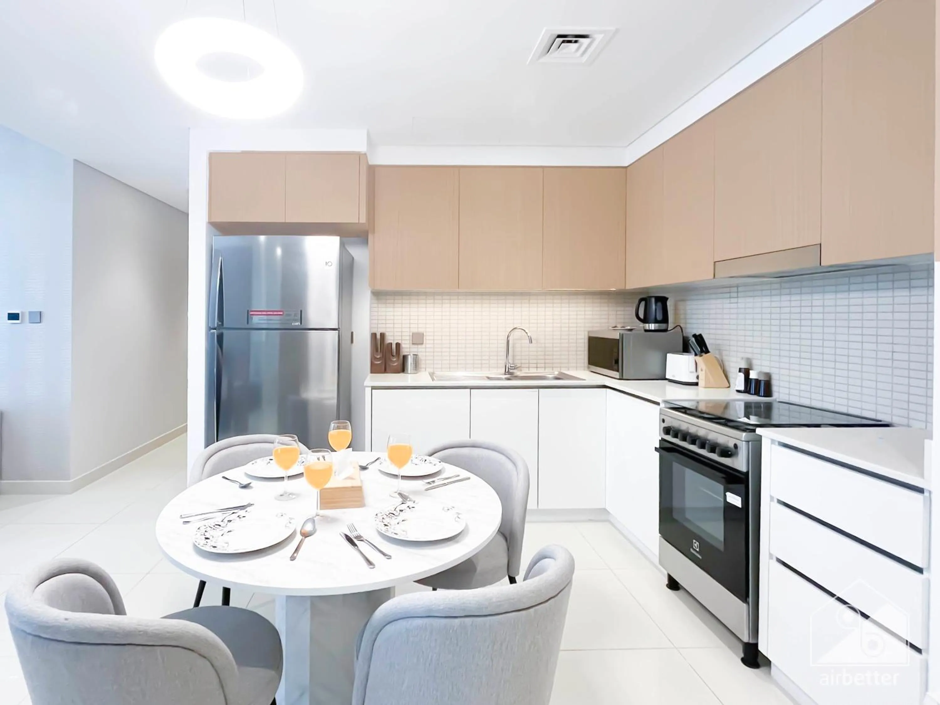 Luxurious stay Dubai Creek Balcony & View